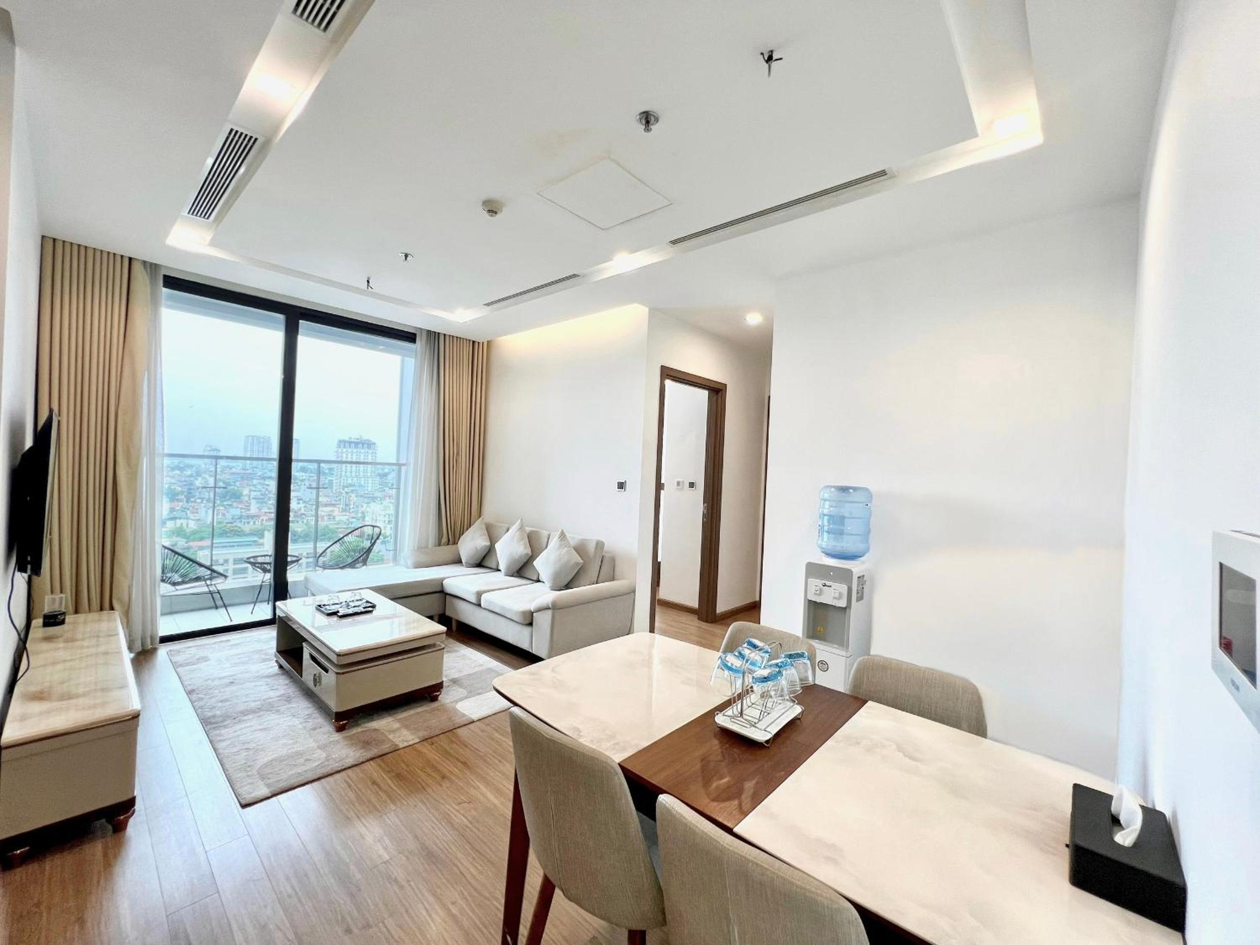 Skyline apartment Vinhomes Metropolis