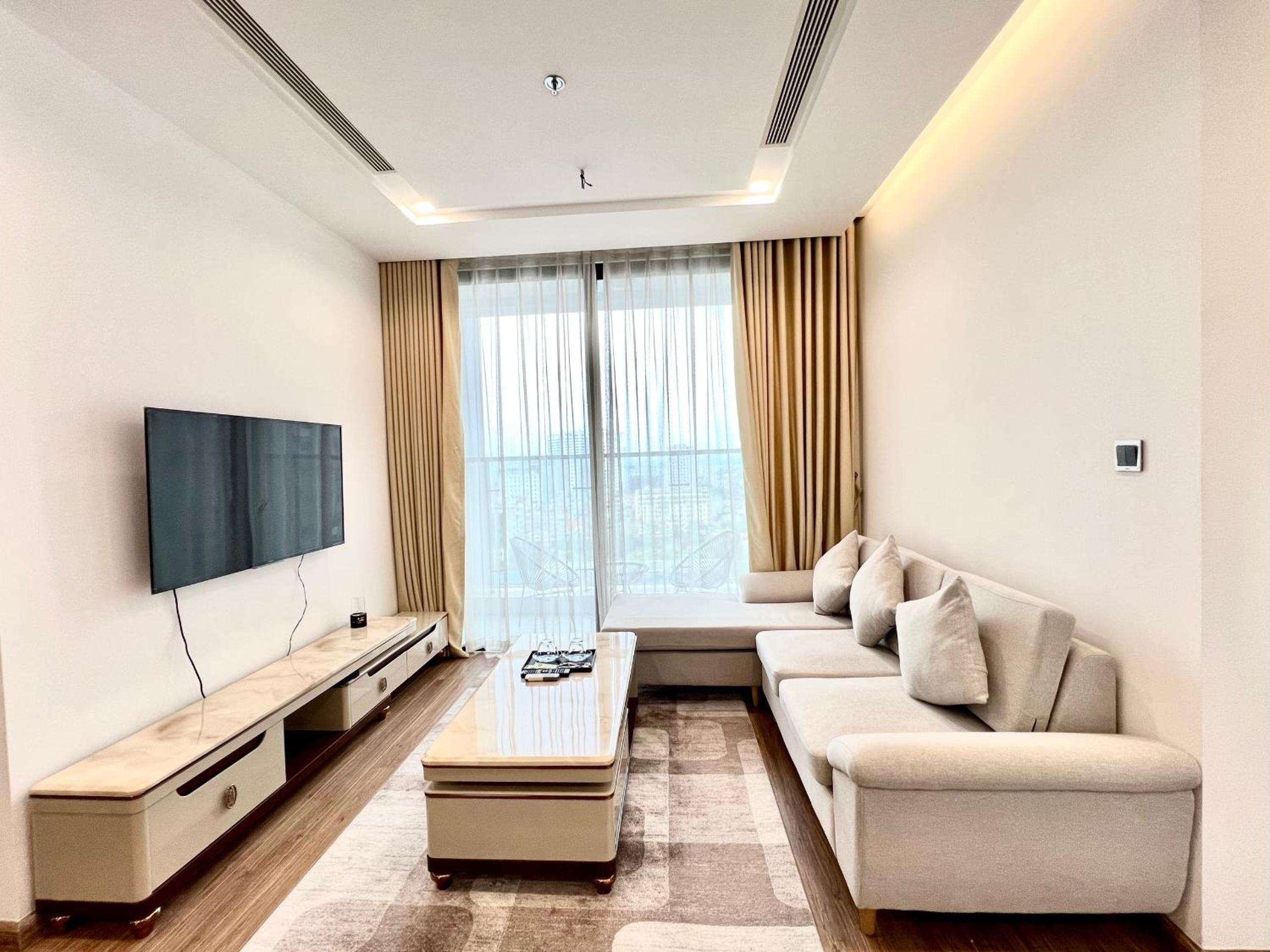 Skyline apartment Vinhomes Metropolis