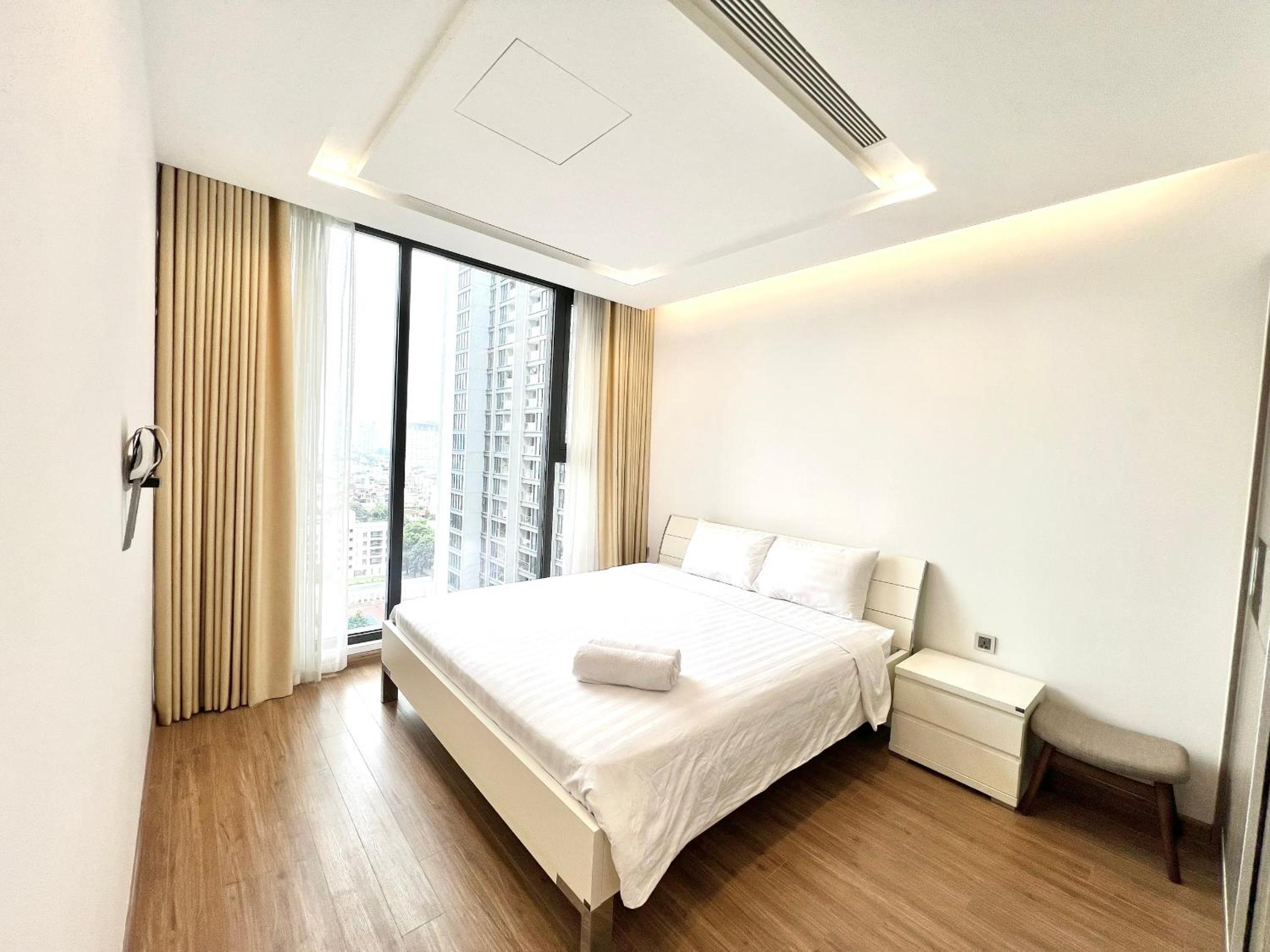 Skyline apartment Vinhomes Metropolis