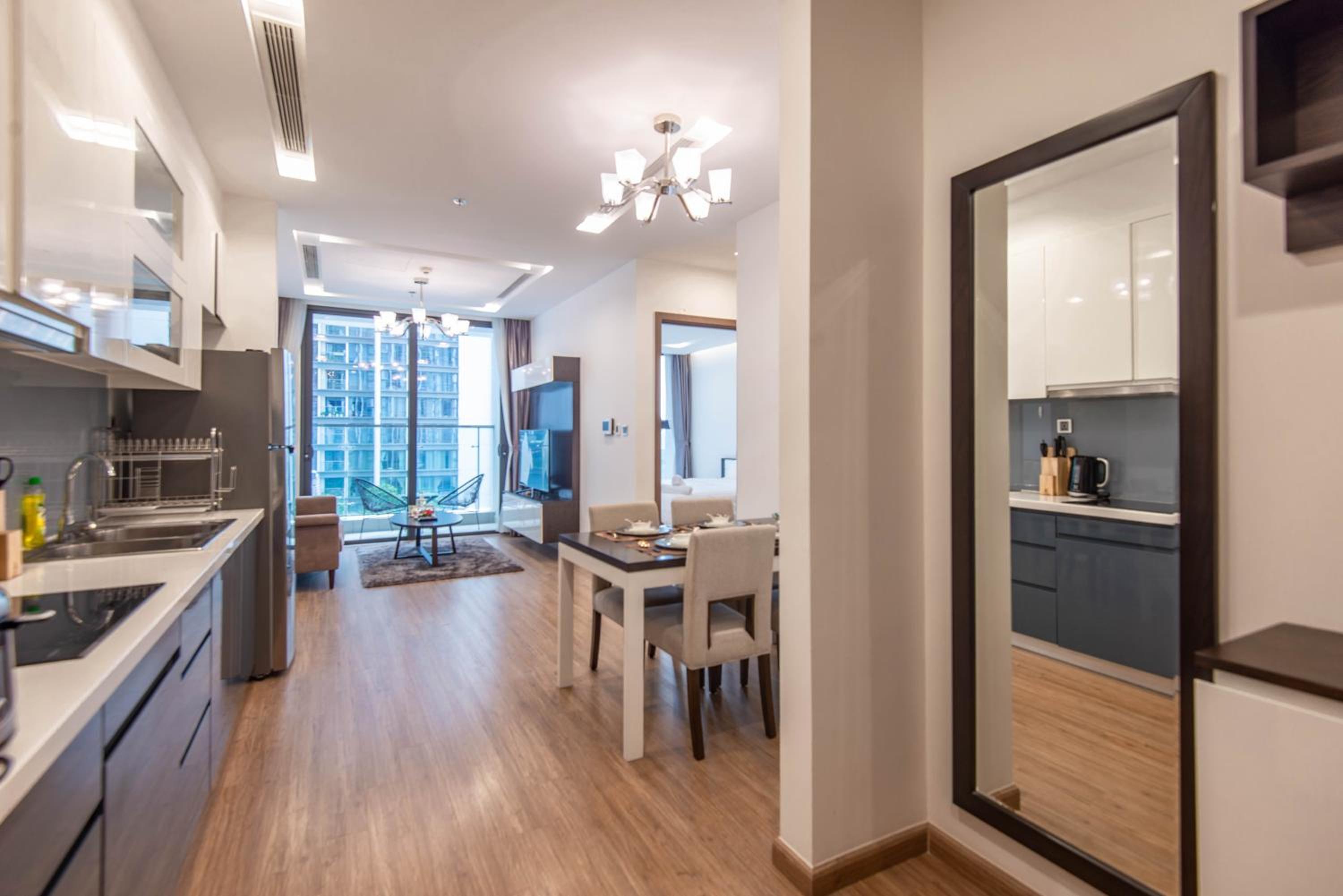 Skyline apartment Vinhomes Metropolis