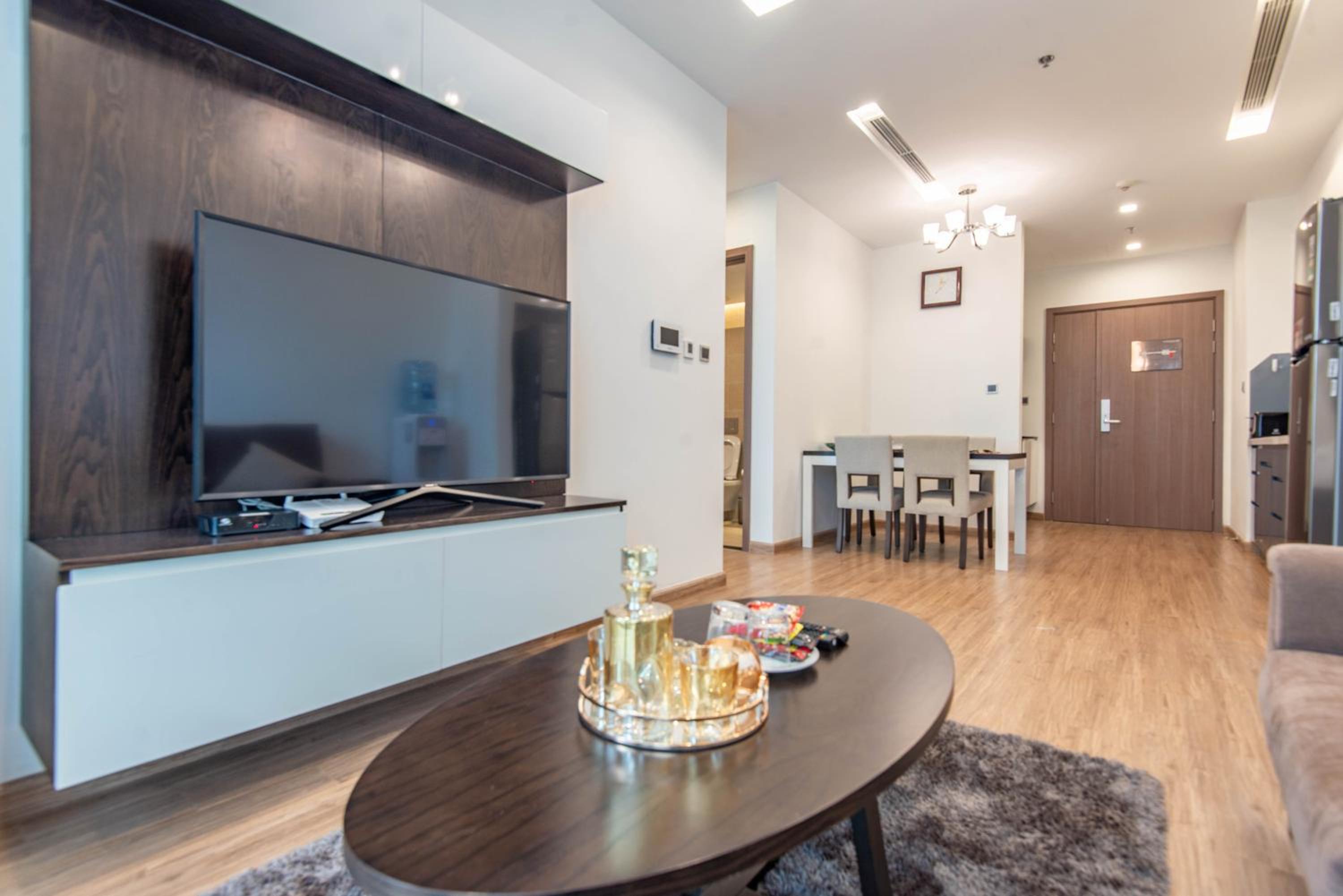 Skyline apartment Vinhomes Metropolis