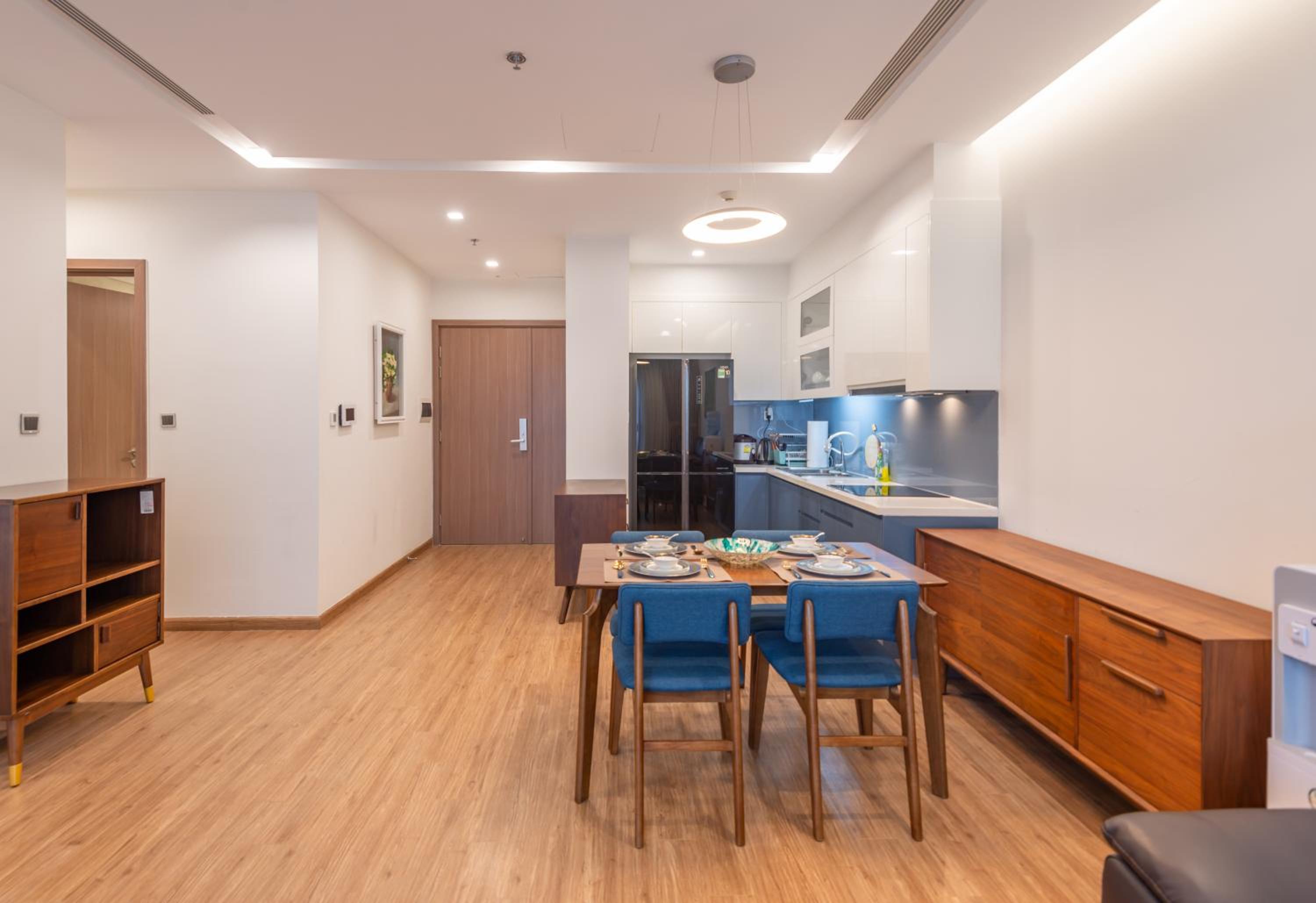 Skyline apartment Vinhomes Metropolis