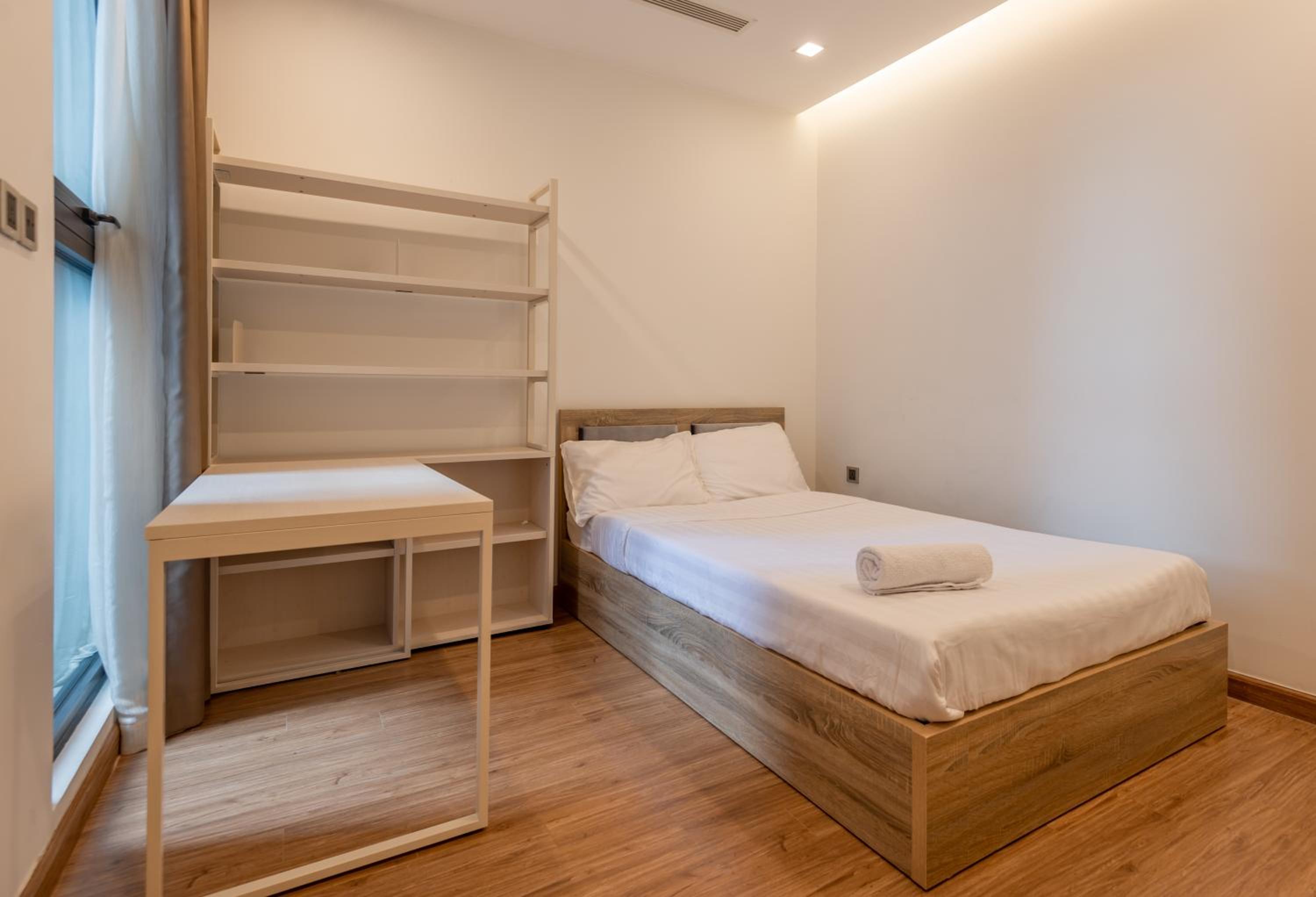 Skyline apartment Vinhomes Metropolis