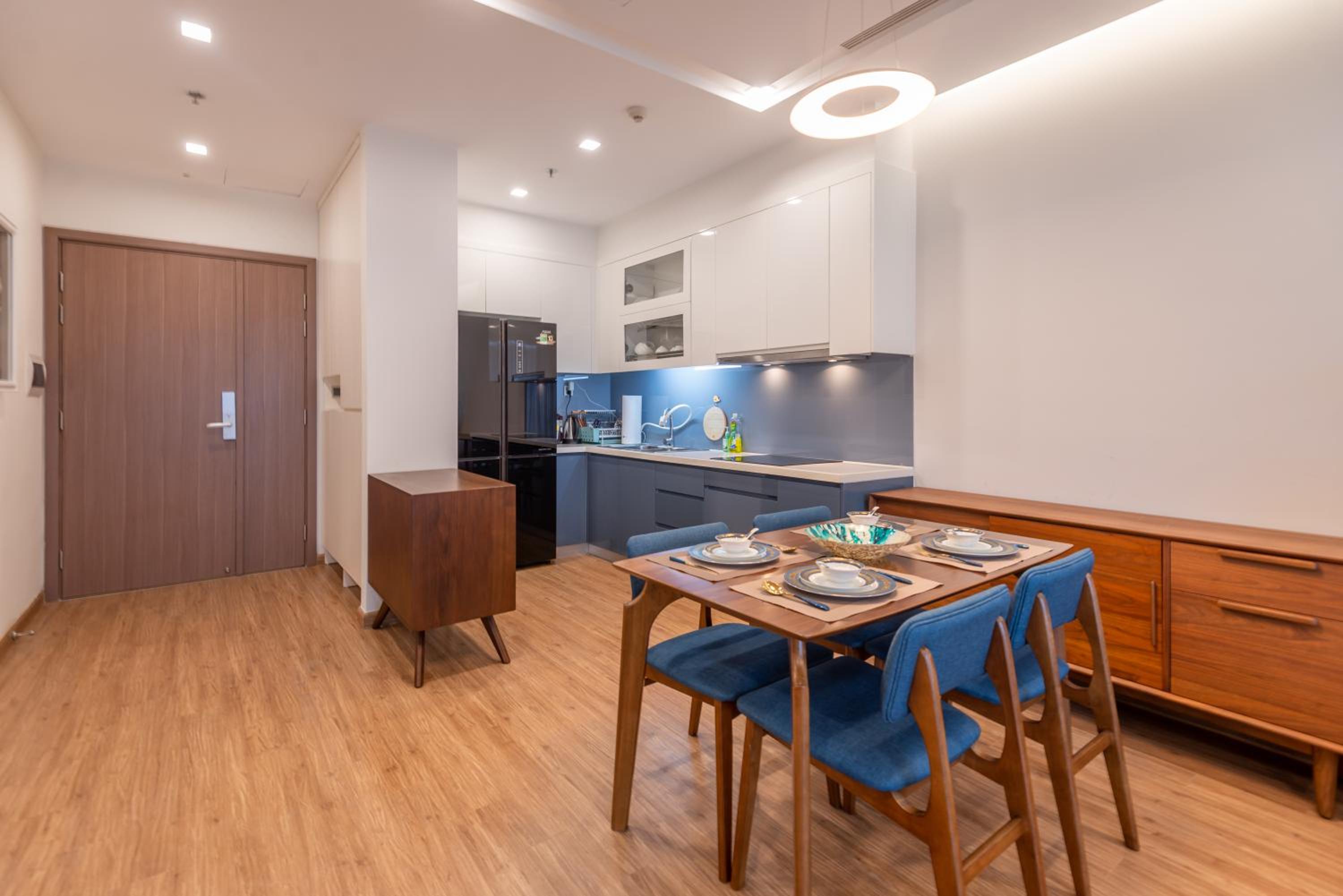 Skyline apartment Vinhomes Metropolis