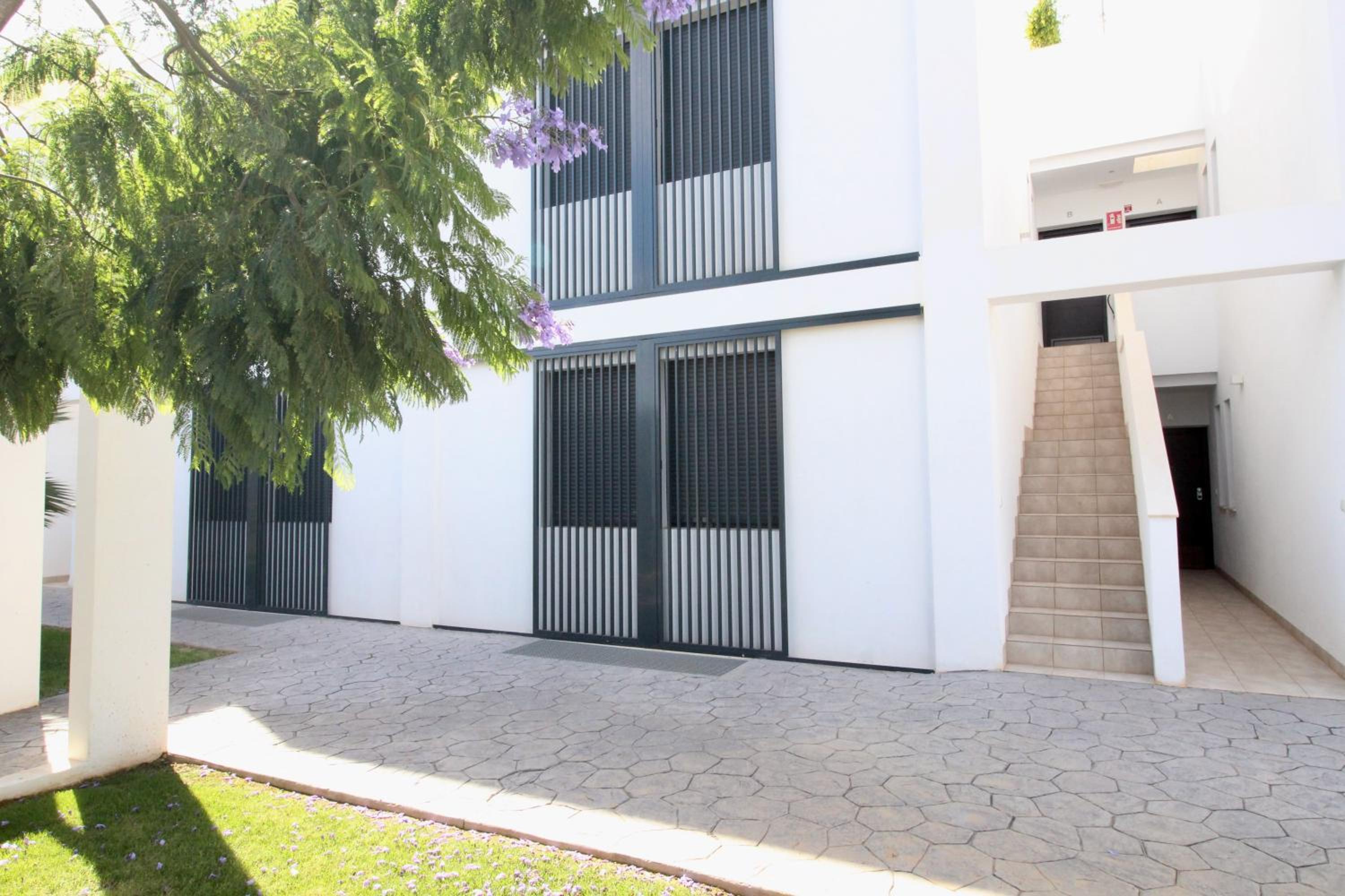 Two Bedroom Modern Apartment In Mar De Cristal