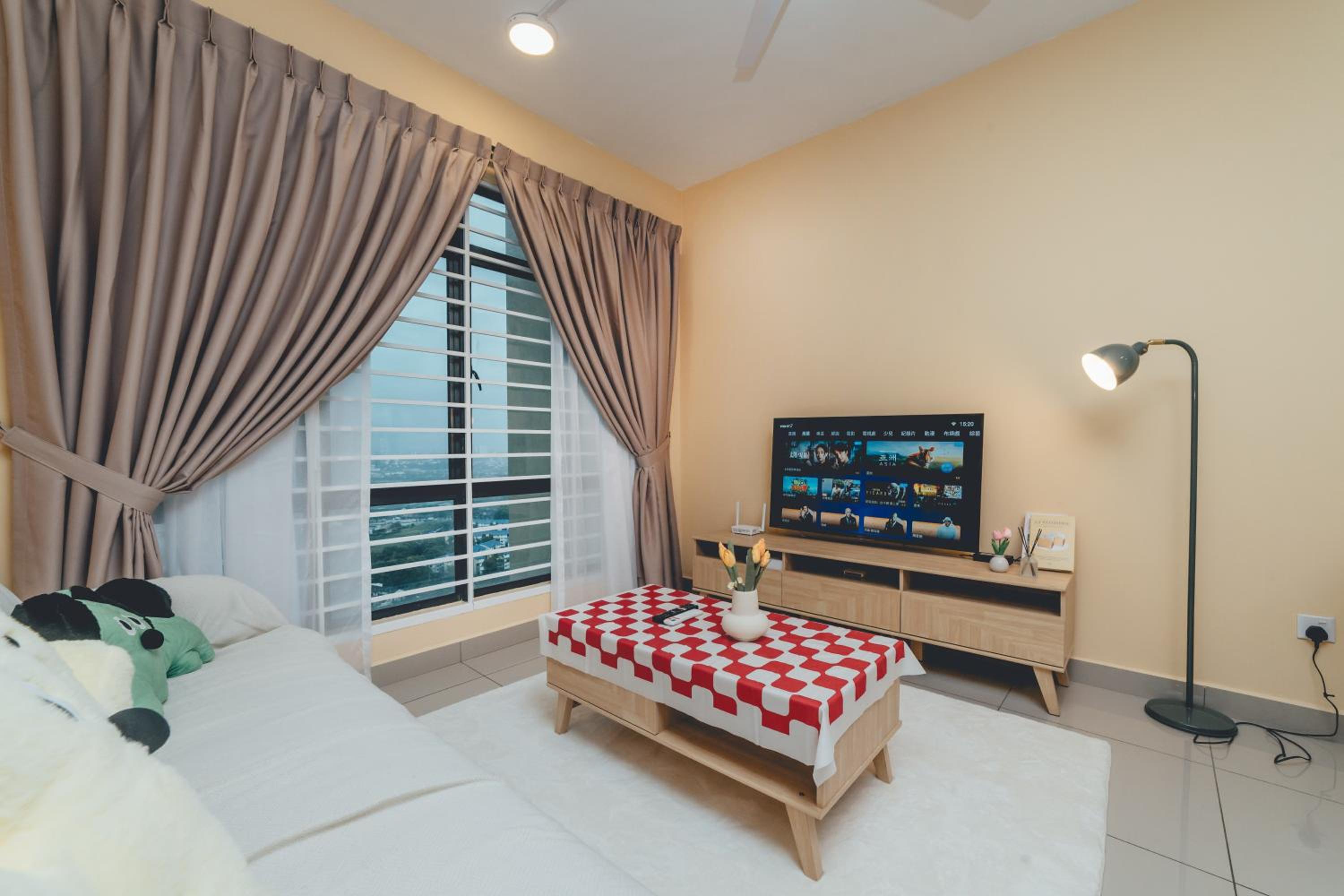 Dopamine 2BR ARC Austin Hill nr Taman Daya Austin by Our Stay
