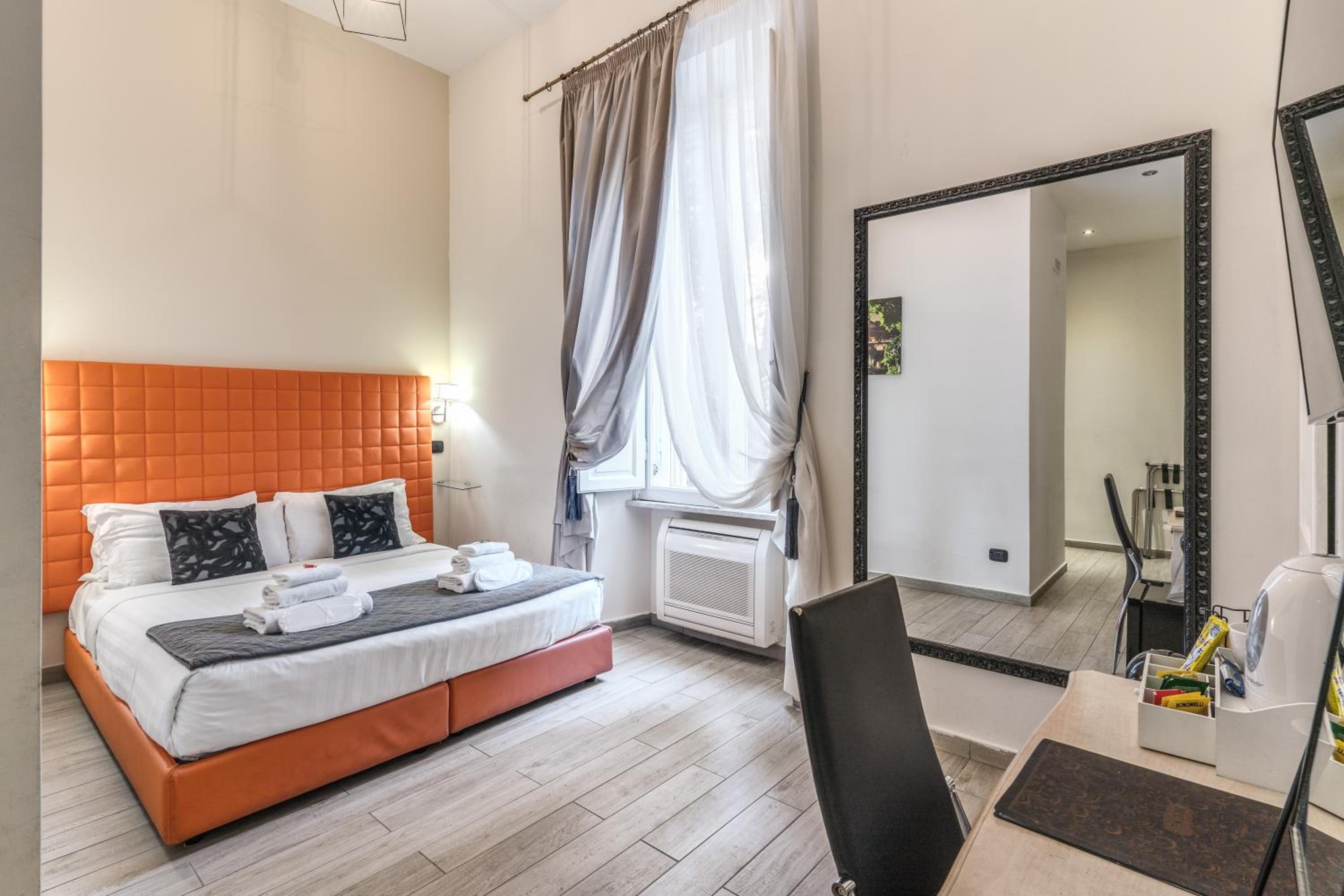 Operà Suites Pinciana