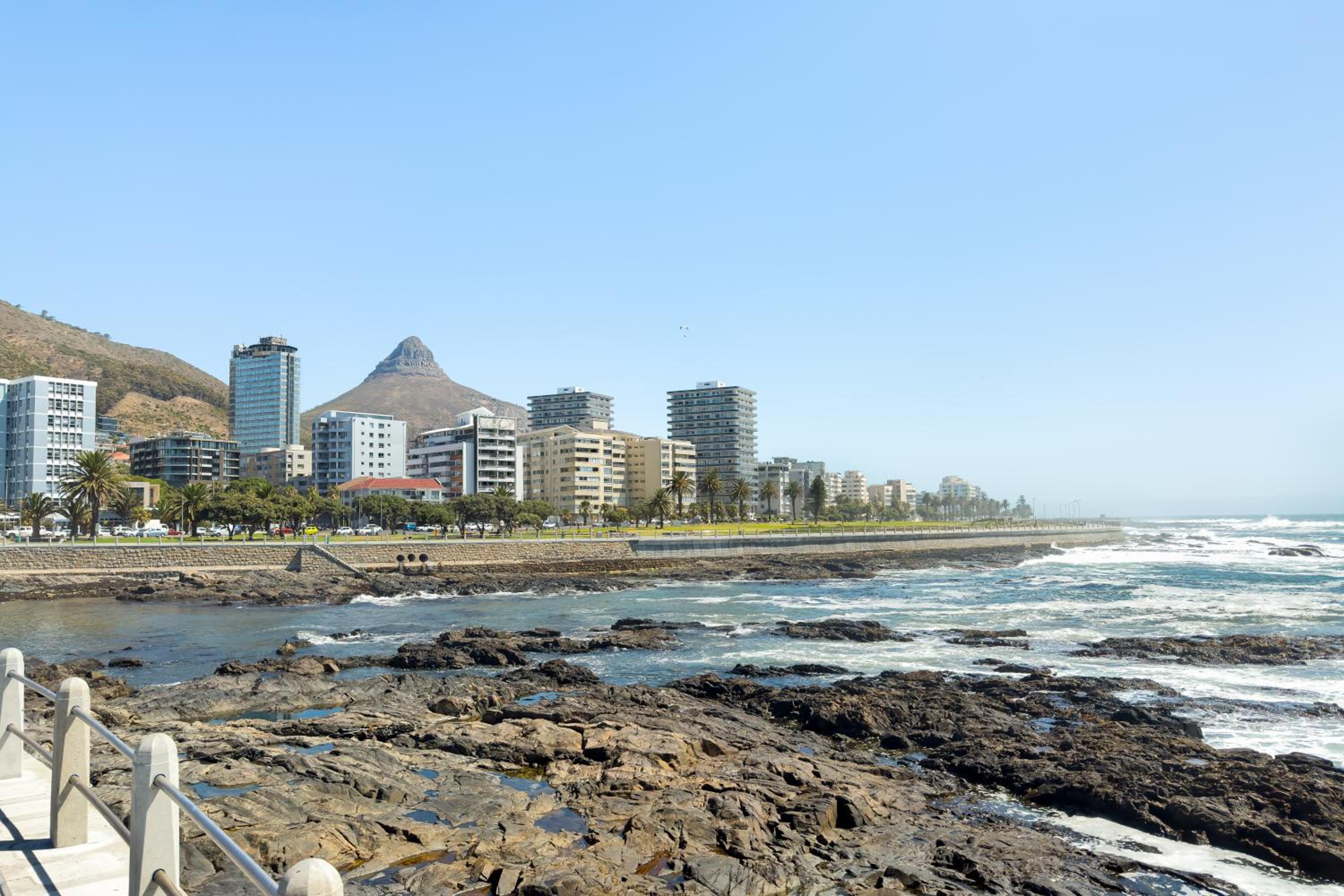 Sea Point Bliss - Access to Beach & Saunders Pool view 5