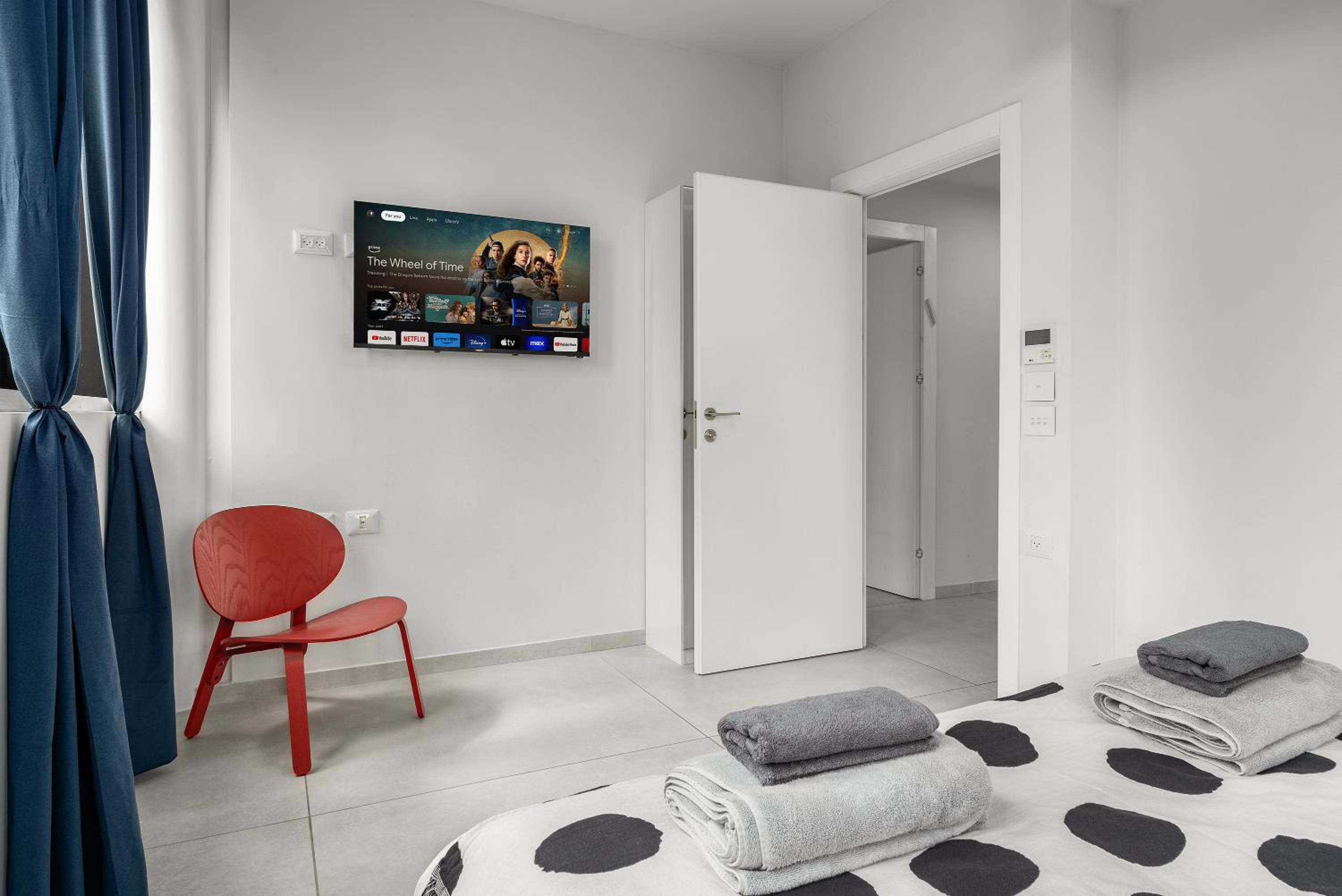 Jaccuzi Montefiore Luxury Apartment By Nimizz
