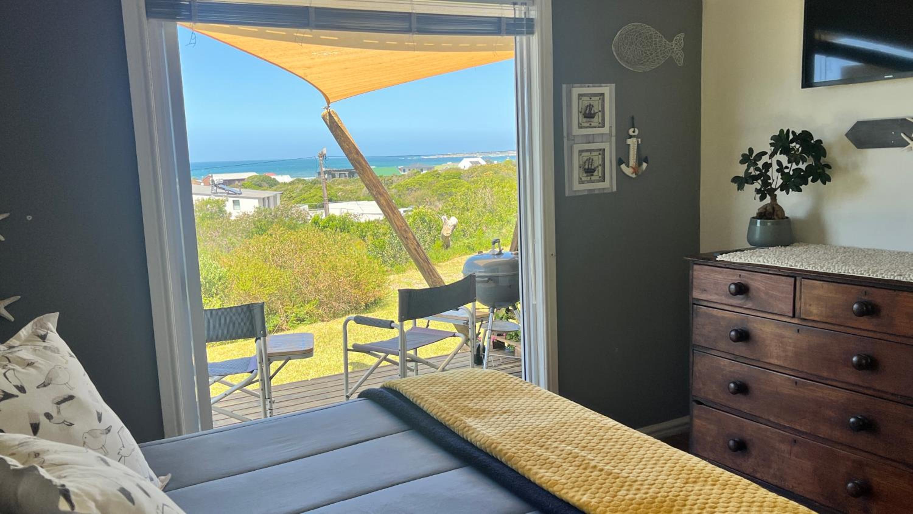 Seaview on 2822 - Romantic Ocean Studio view 3