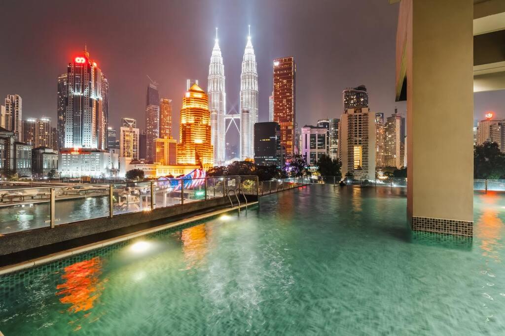 Legasi KgBharu KLCC View PS4 Next To KLCC & Train