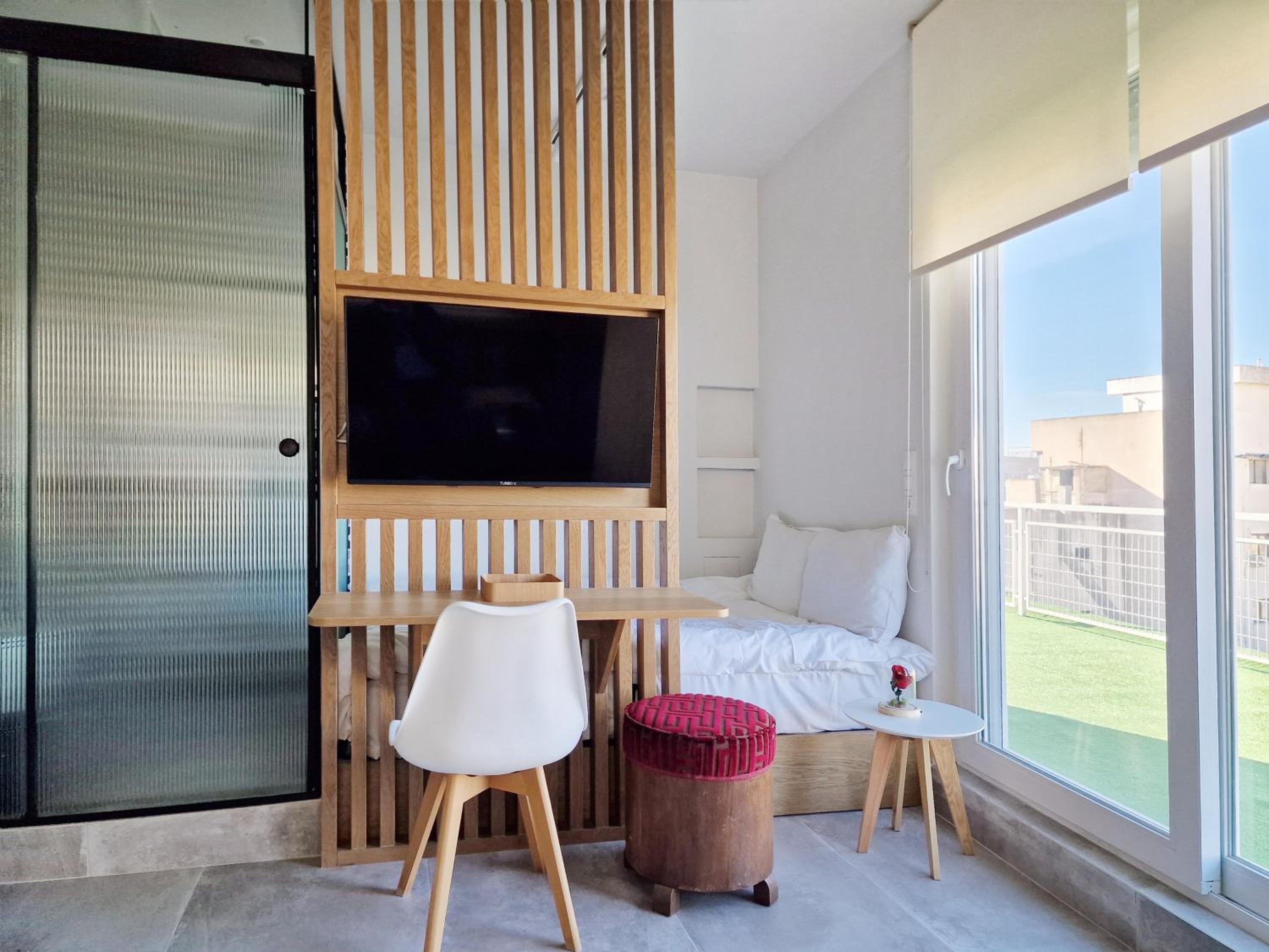 hotel room