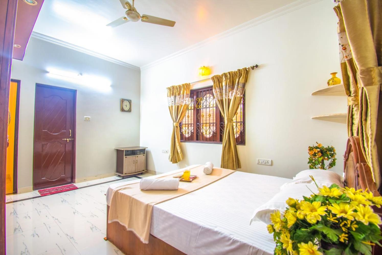 Backside Villa 4Bhk Lonavala view 4