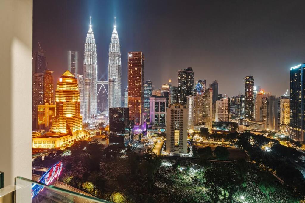 Legasi KgBharu PS4 Homey Next To KLCC & Train