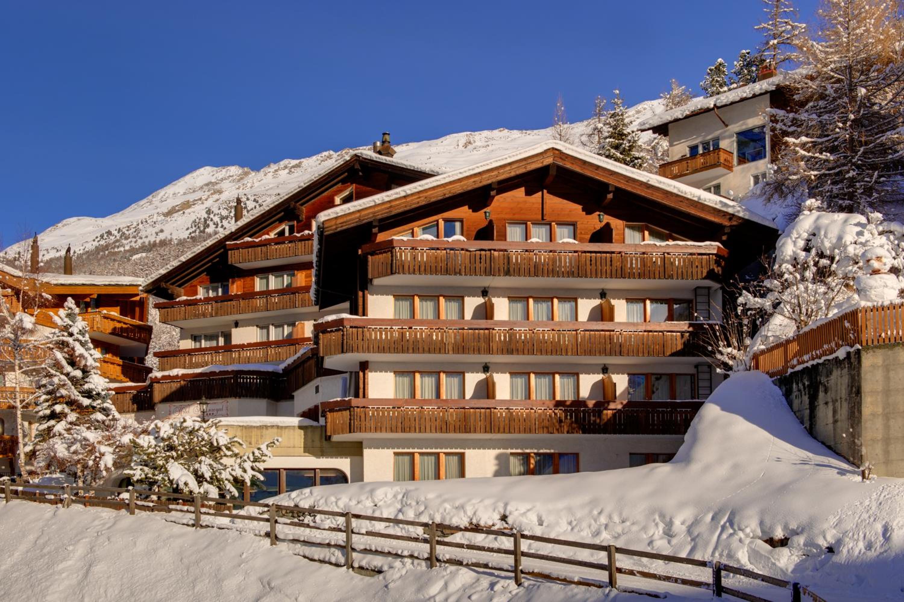 Hotel Alpenroyal - Image 1