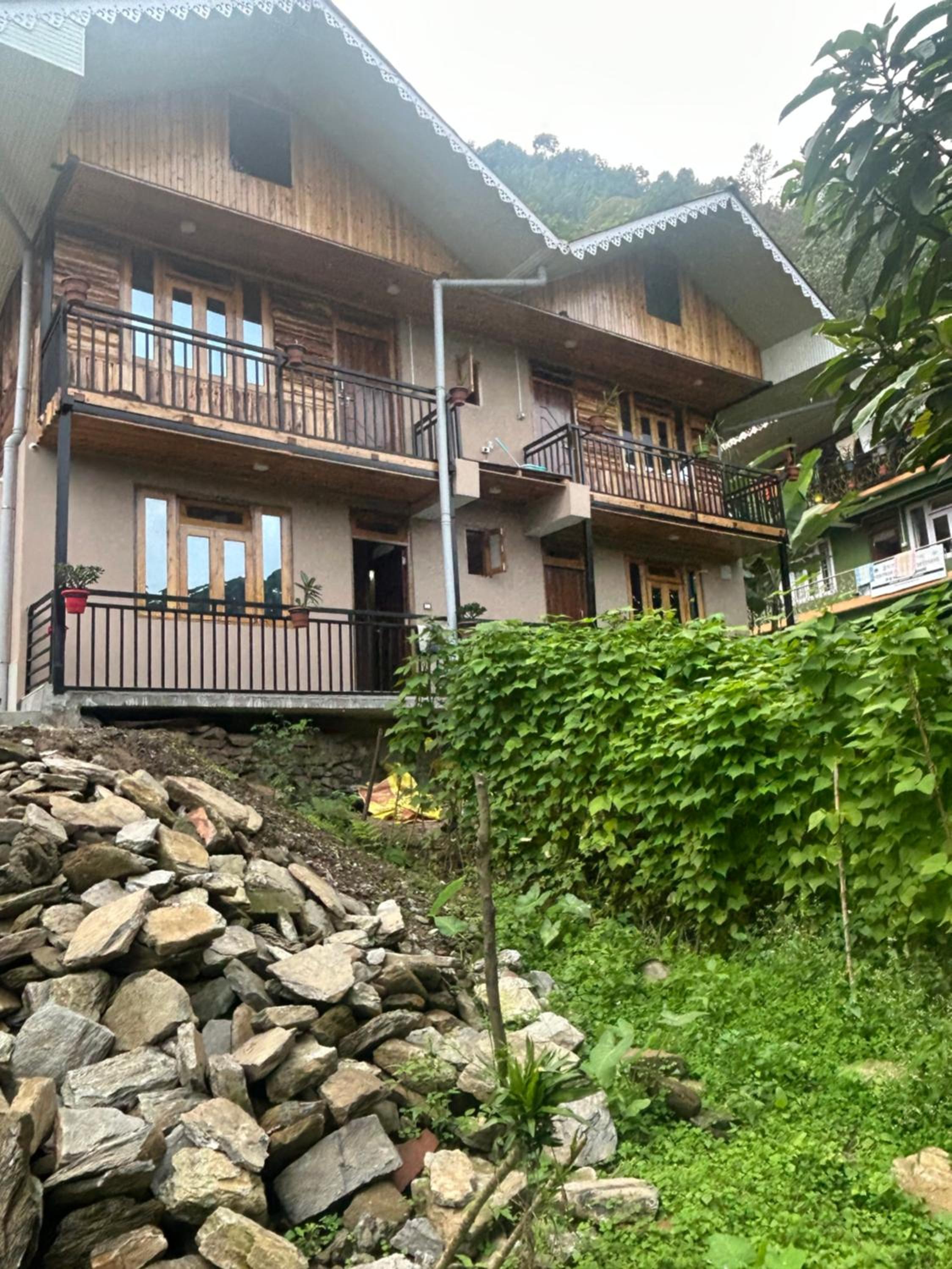 Positron homestay