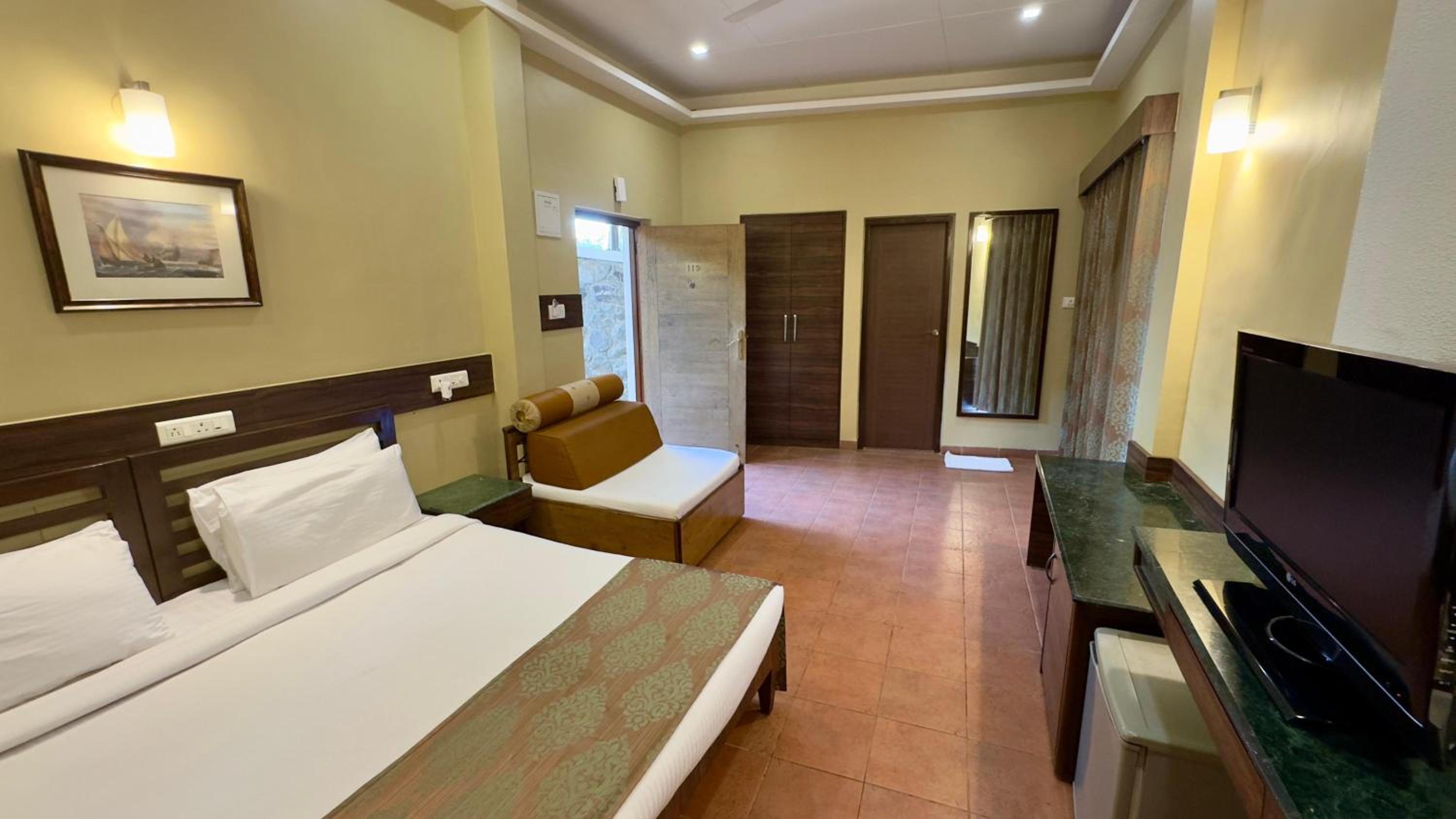Upper Deck Resort - Highest Peak, Lonavala
