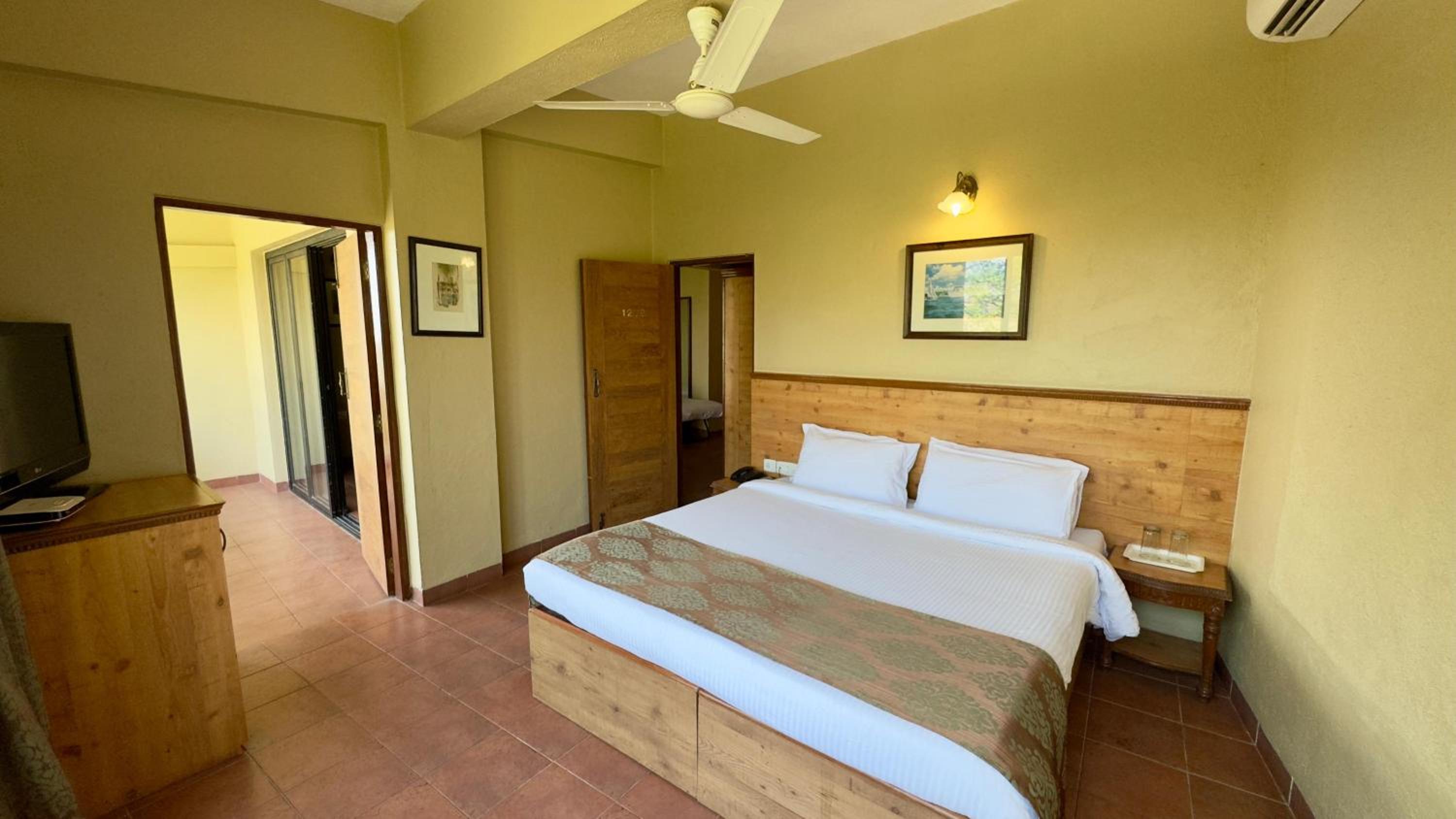 Upper Deck Resort - Highest Peak, Lonavala