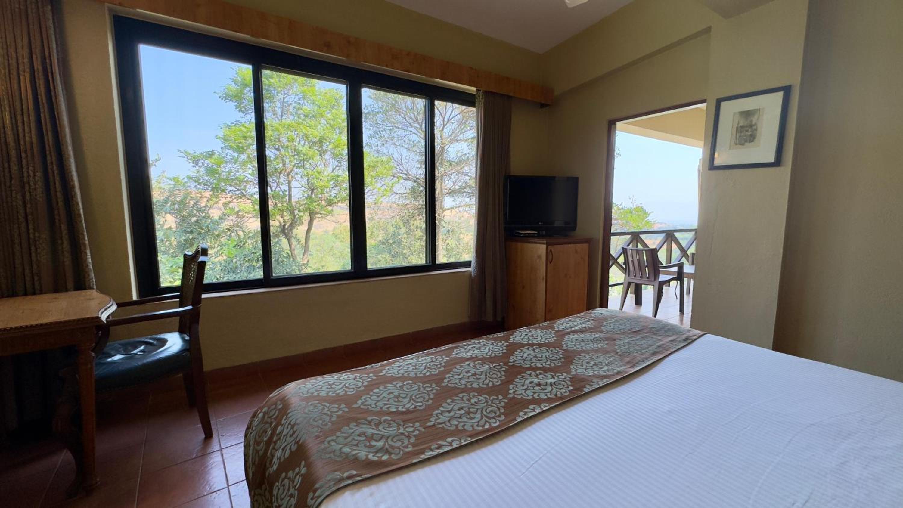 Upper Deck Resort - Highest Peak, Lonavala