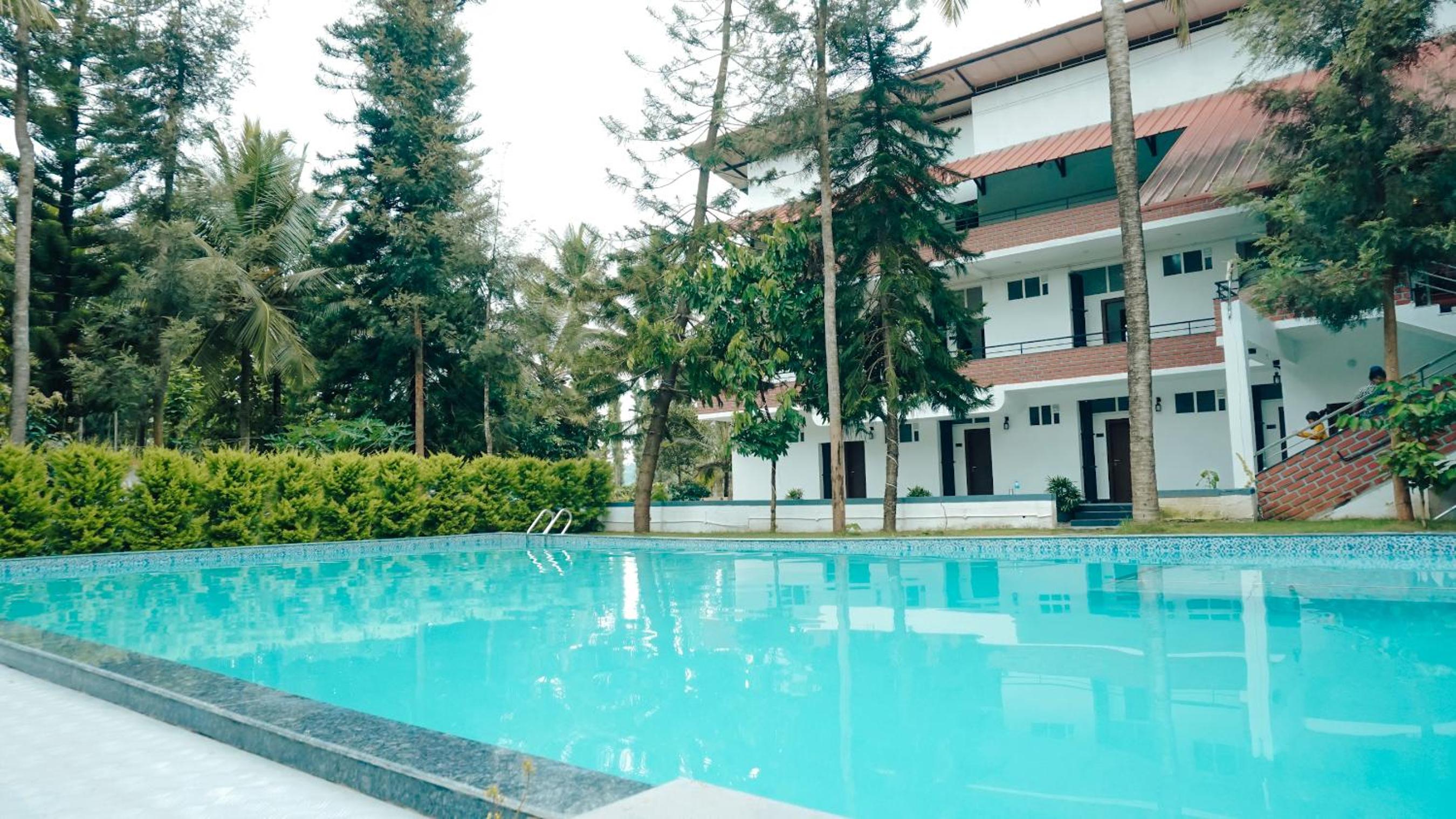 Mazra Retreat, Coorg Kushālnagar view 4