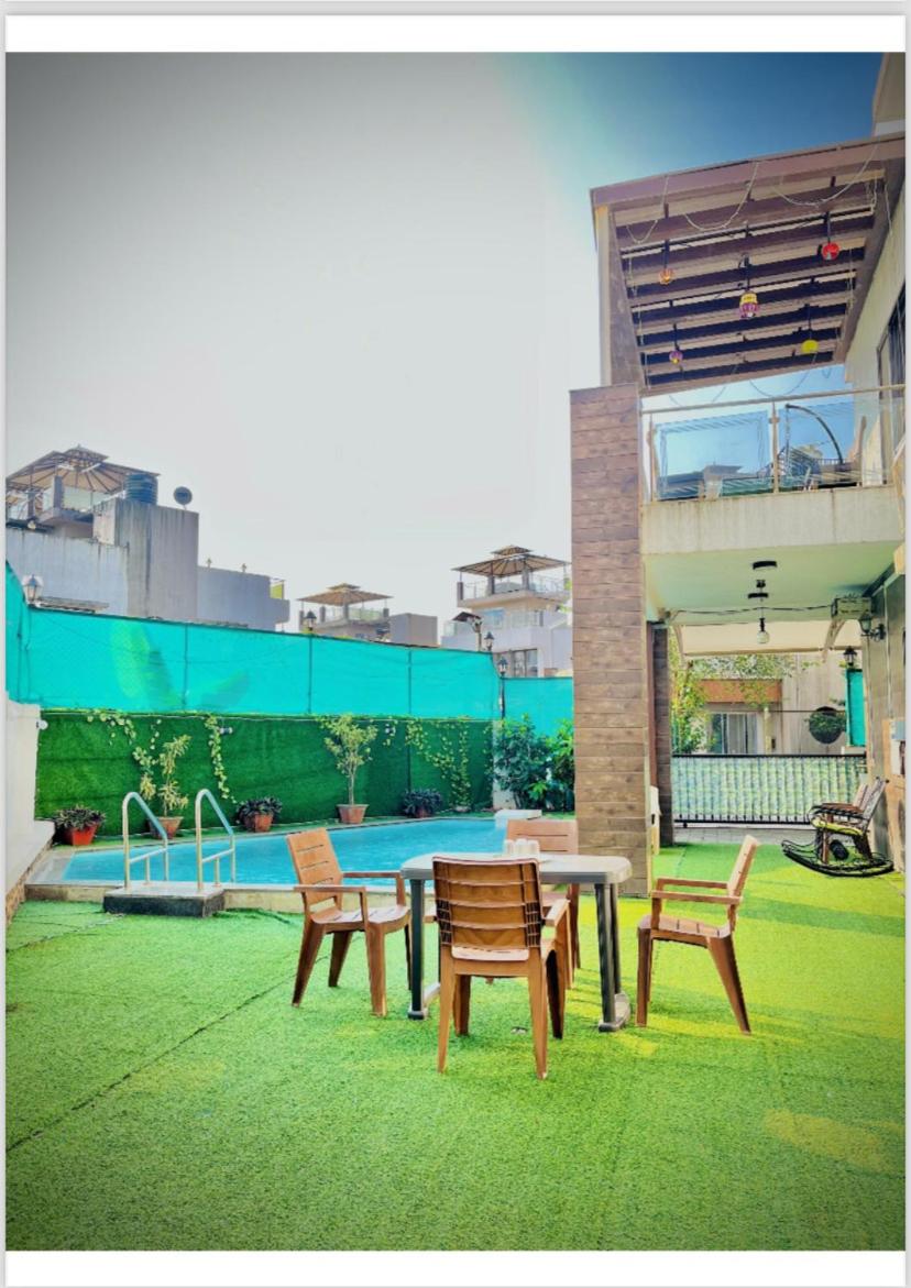 Hill retreat villa view 2
