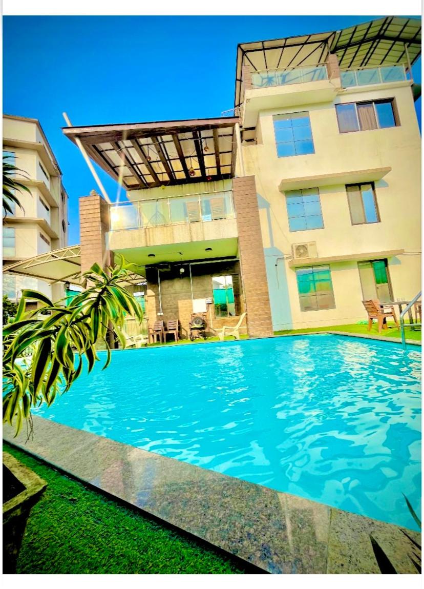 Hill retreat villa view 5