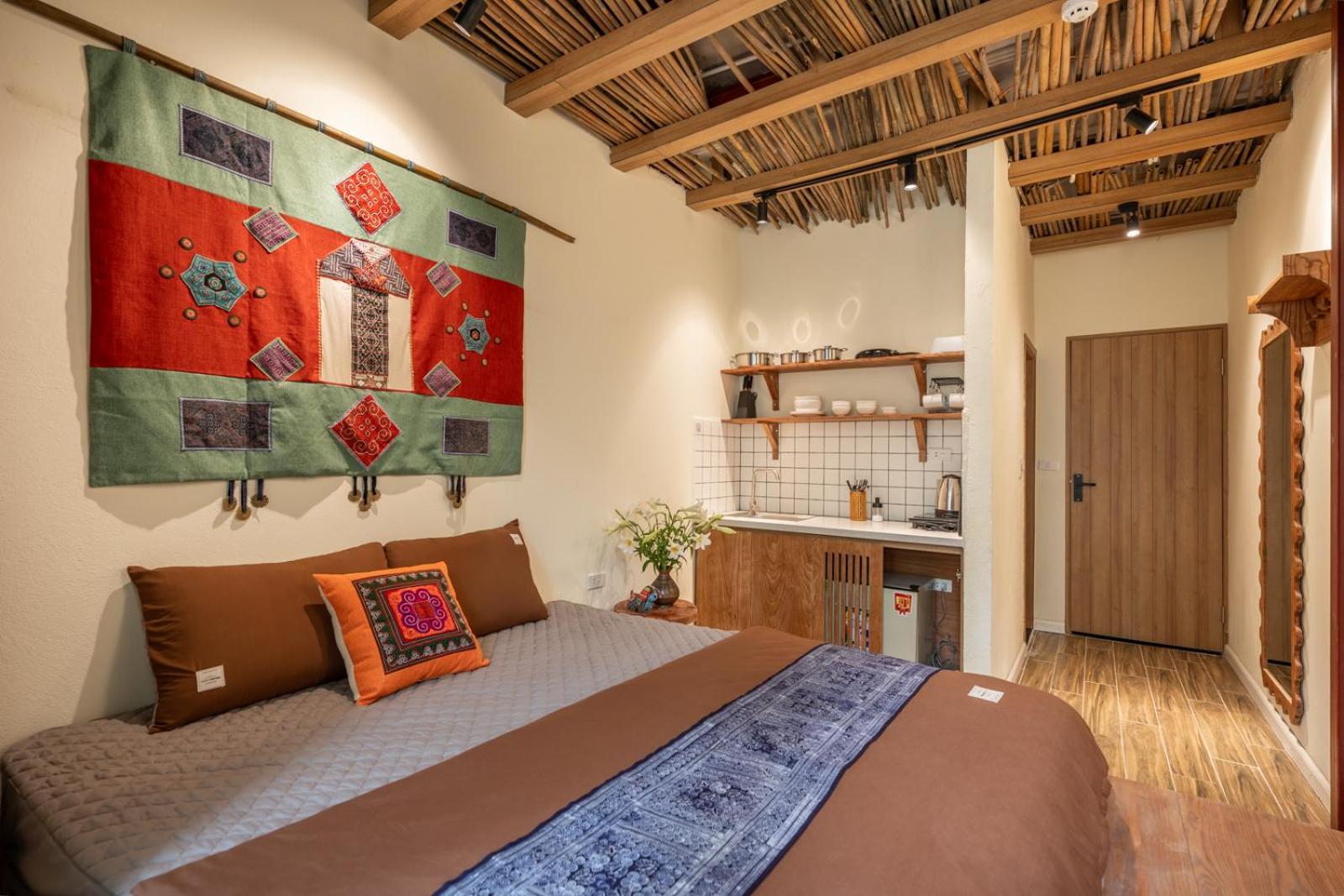 Wooden Art Villa-Near Walking Street-Old Town