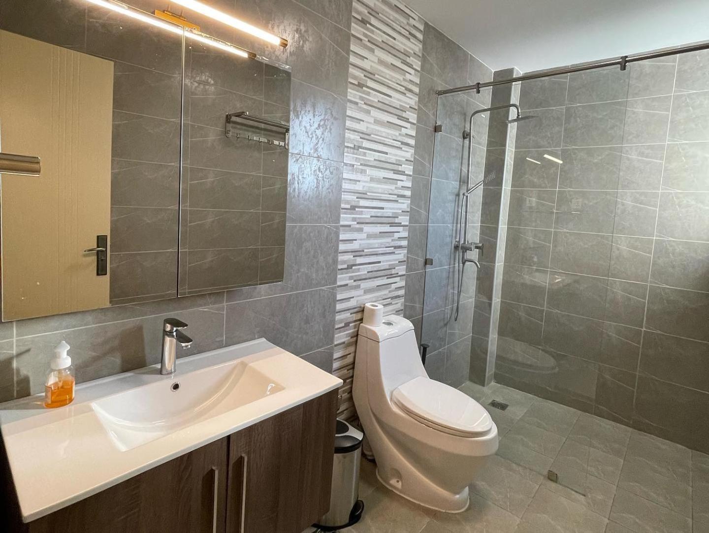 Luxe 2Bdr Apt In Kileleshwa view 5