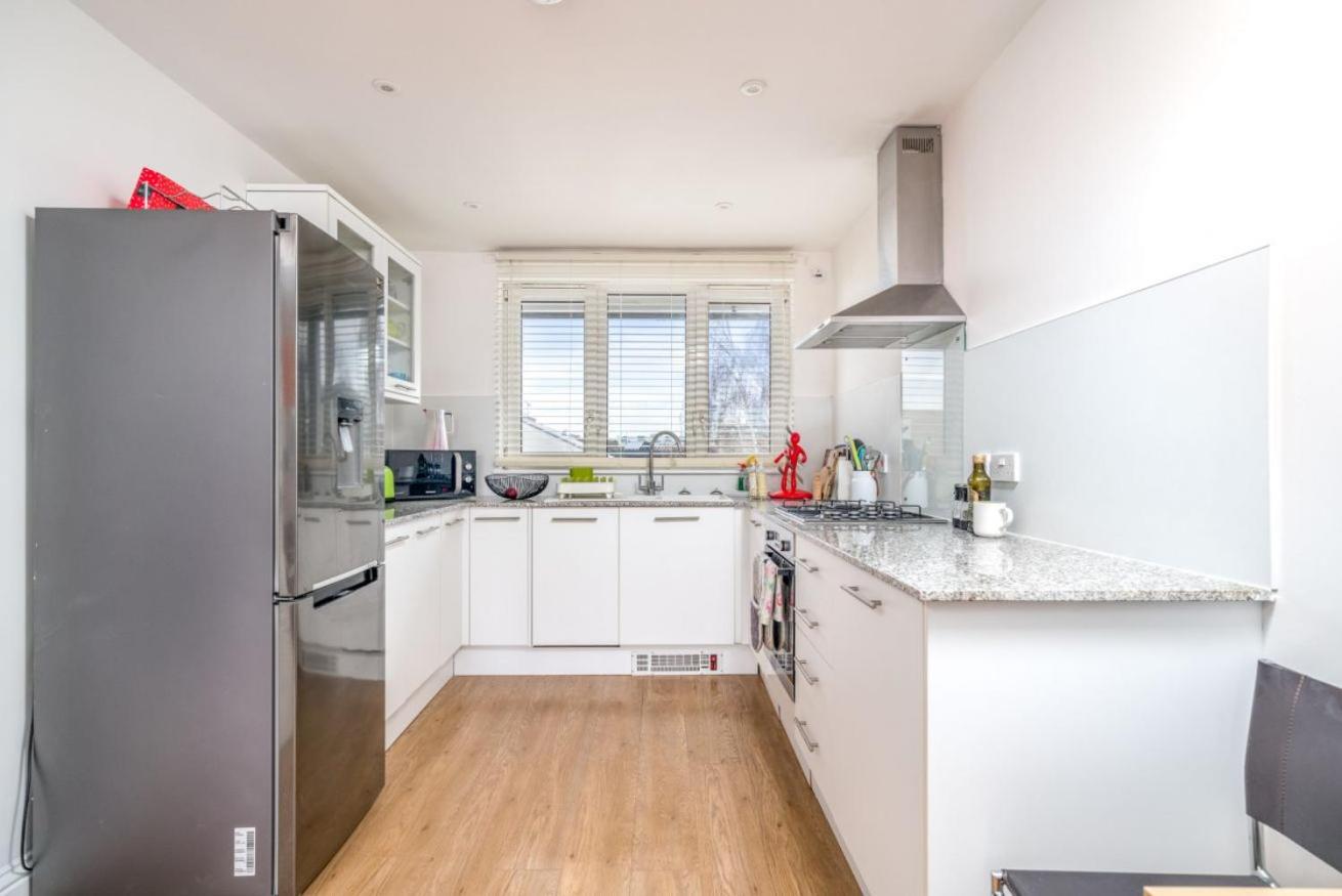 Stylish flat between London Bridge & Tower Bridge