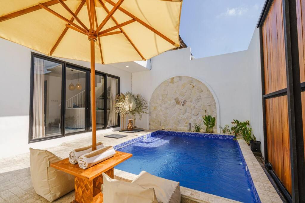 Mediterranean Villa in Canggu, Berawa view 3