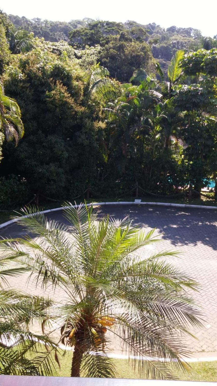 Casa de Praia em Condomínio no Guarujá