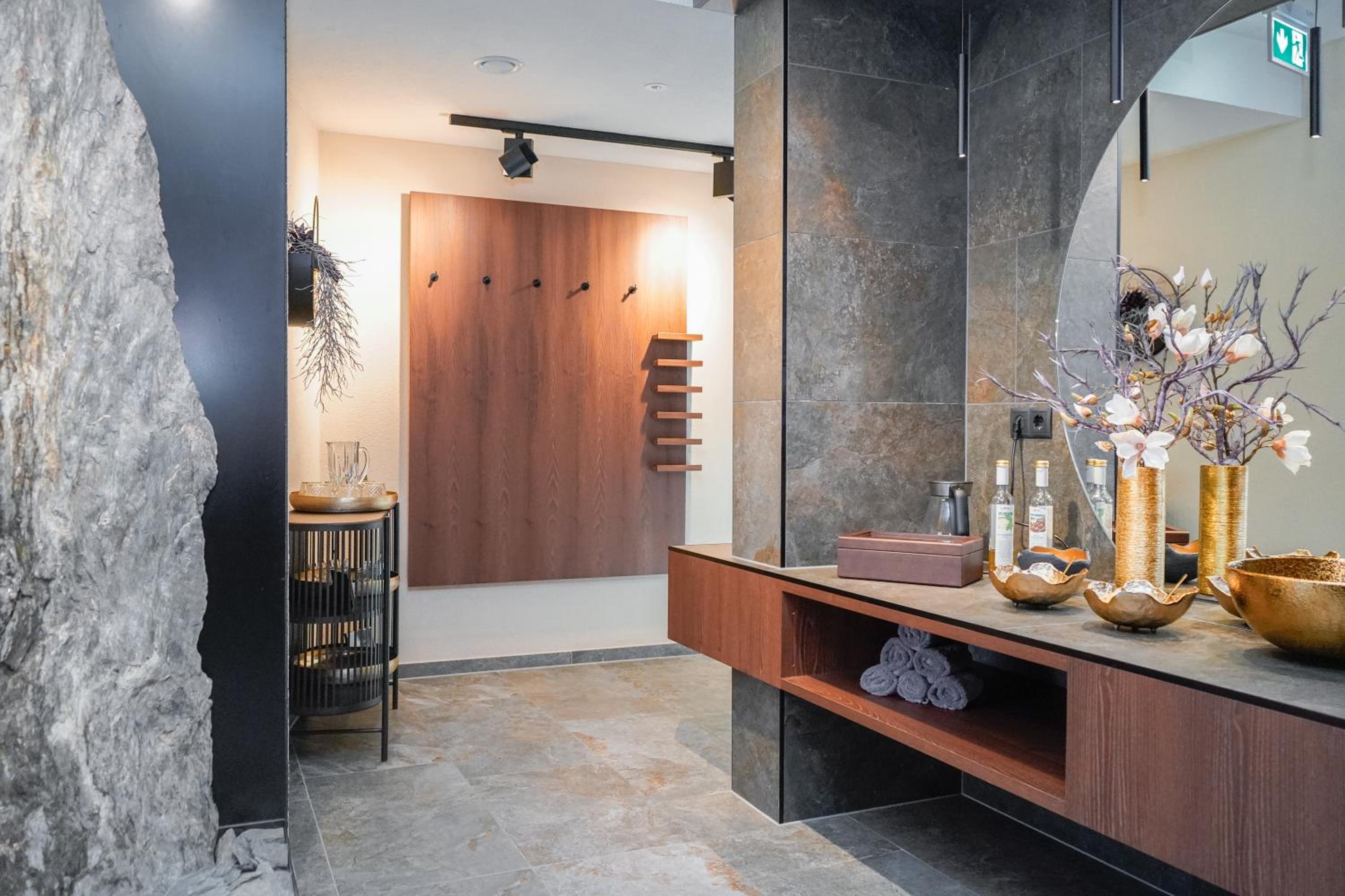 Edelnest by Peak Stay