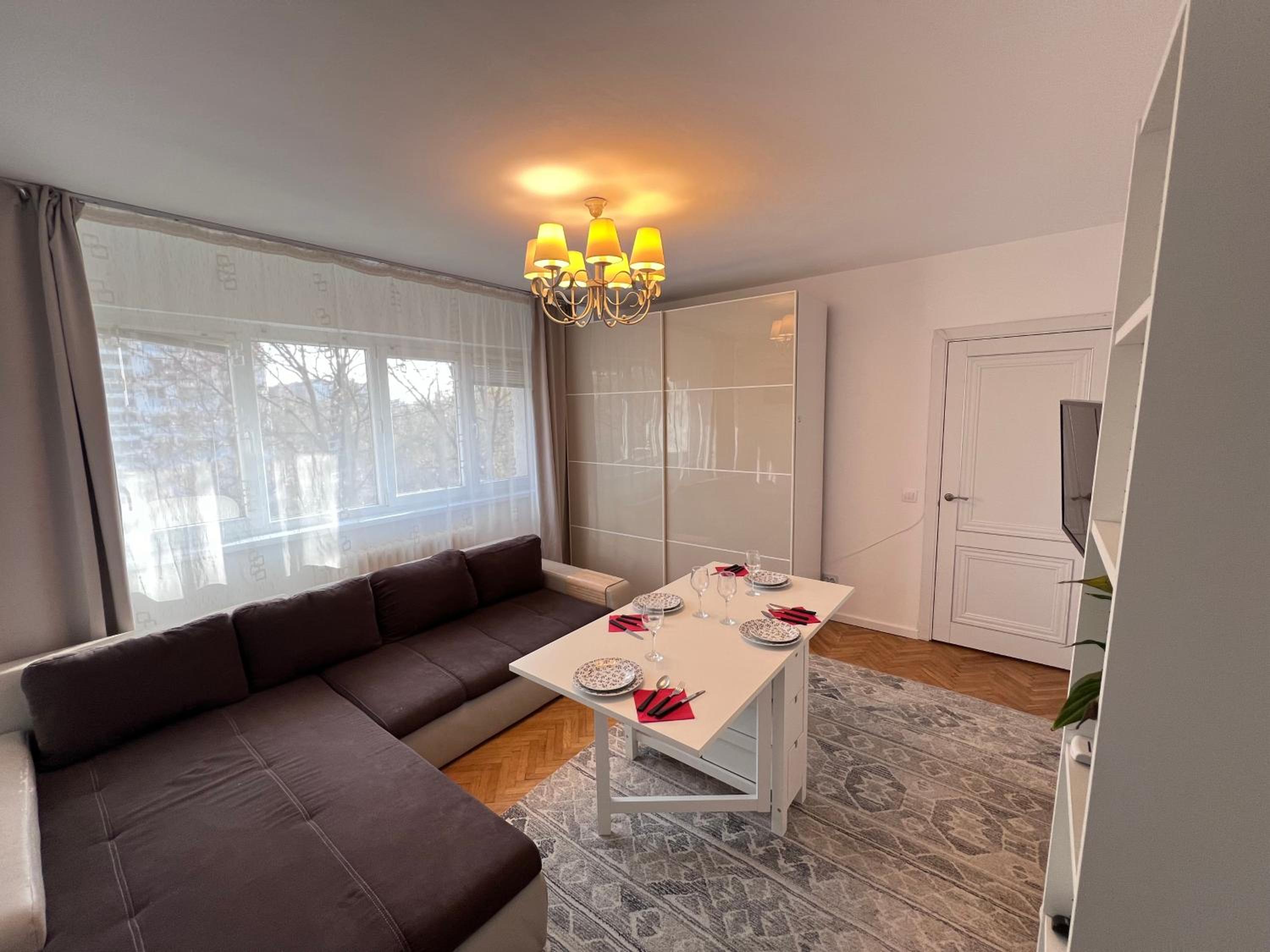 Central Palace View Apartment