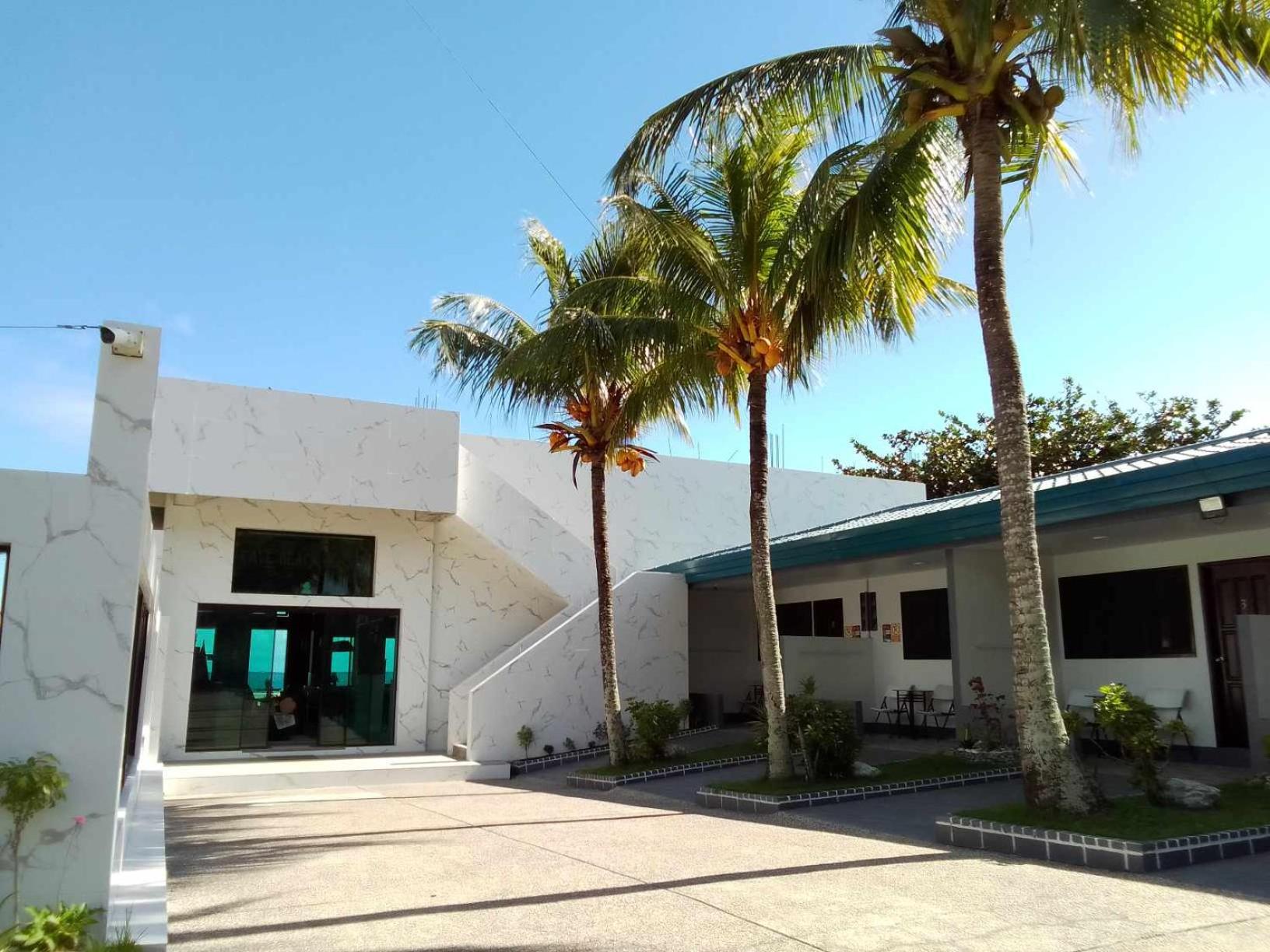 Cave Beach Resort - Boutique Accomodation