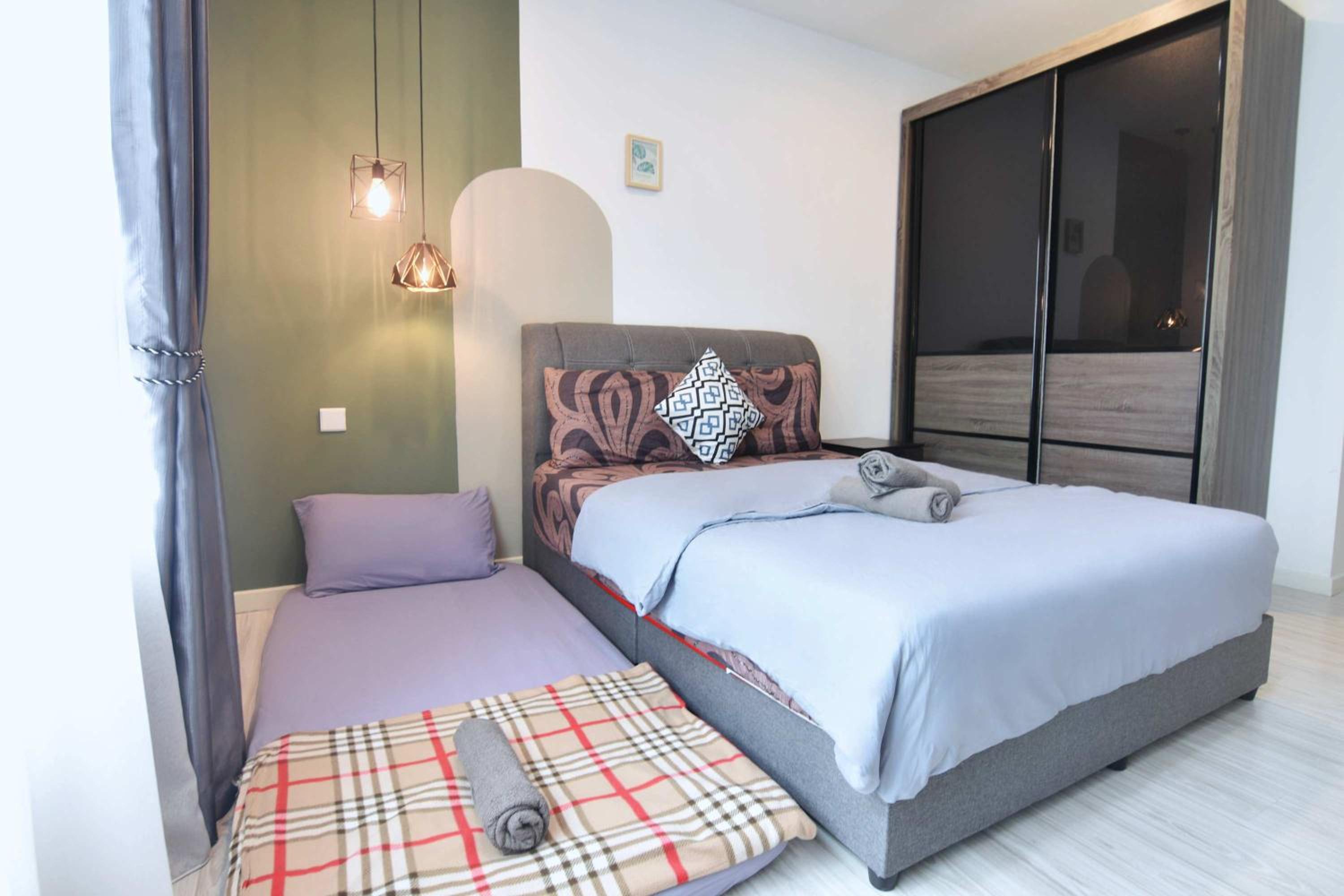 Chic & Cozy Stay at Suasana Suites JB
