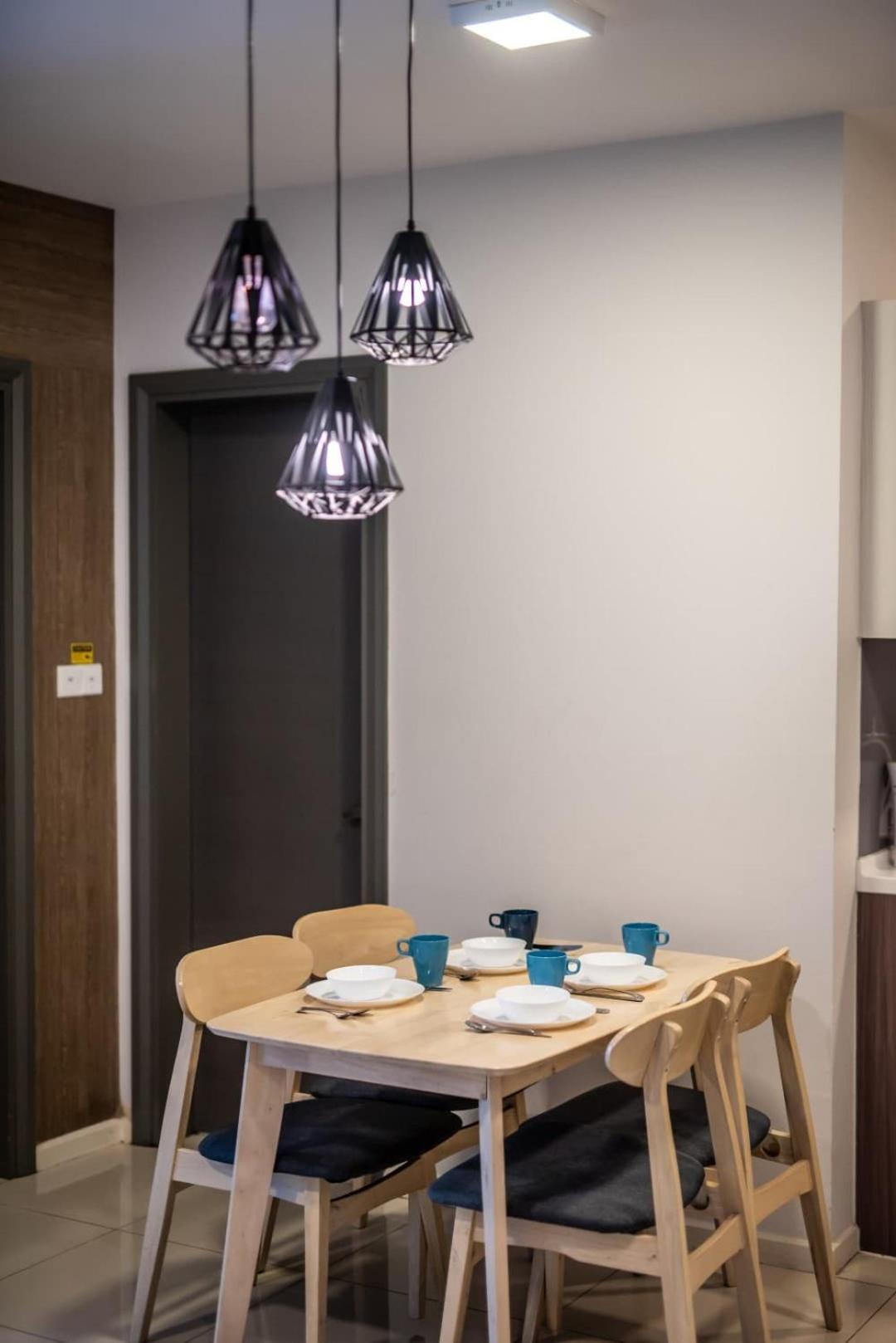 Chic & Cozy Stay at Suasana Suites JB