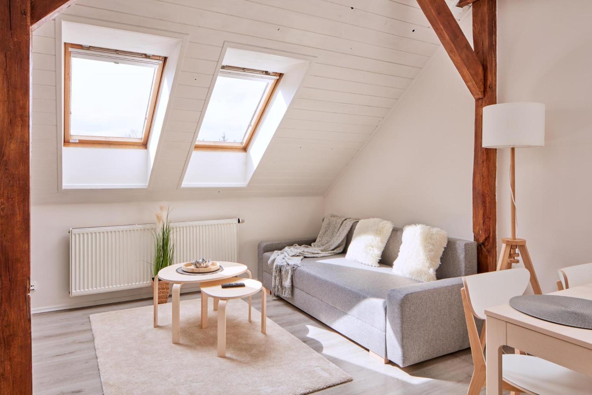 Prague Days - Bright Apartments - Fast WiFi - Quiet Area