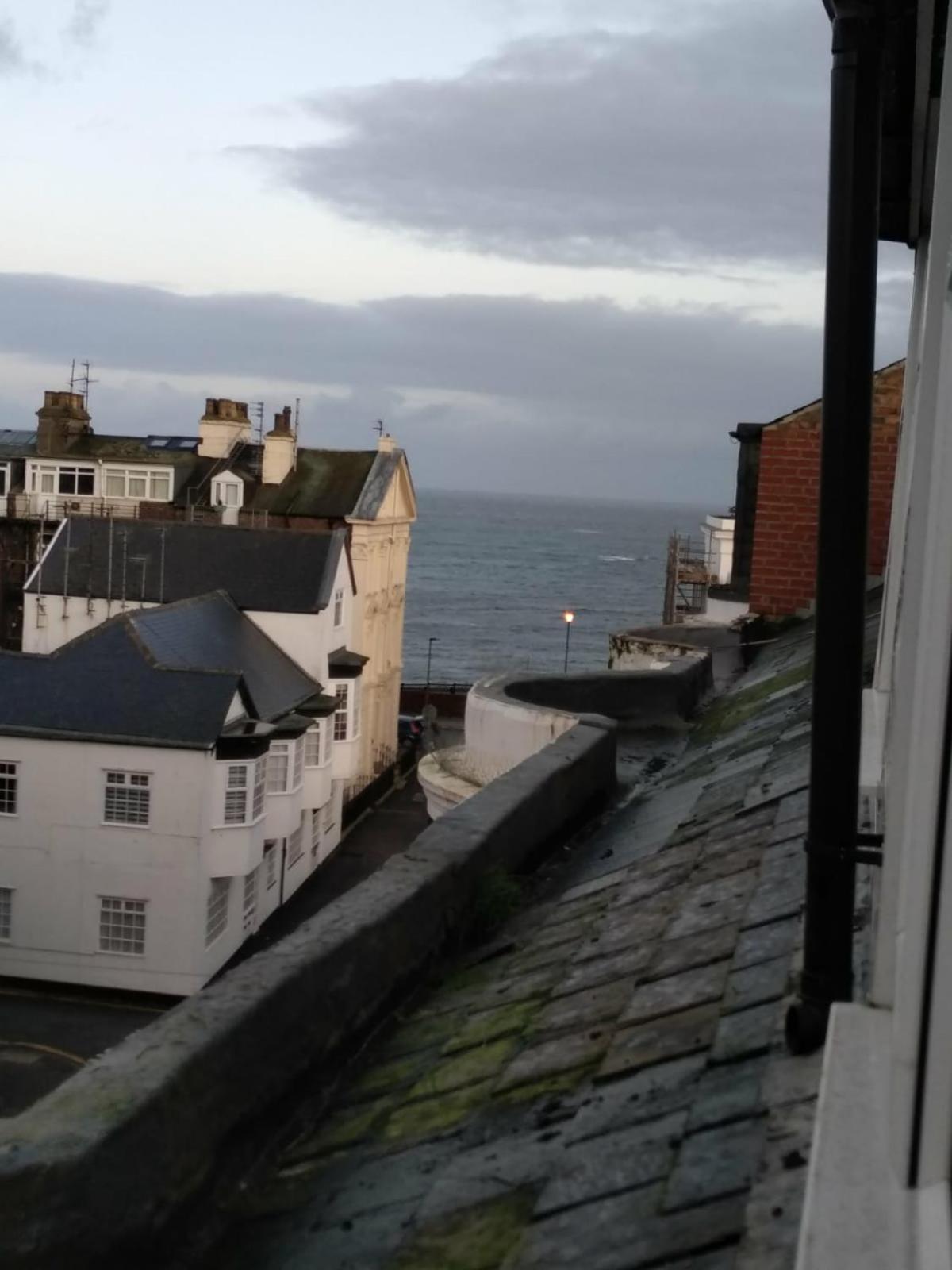 Penthouse Apartment Rutland Street Filey near sea view 5