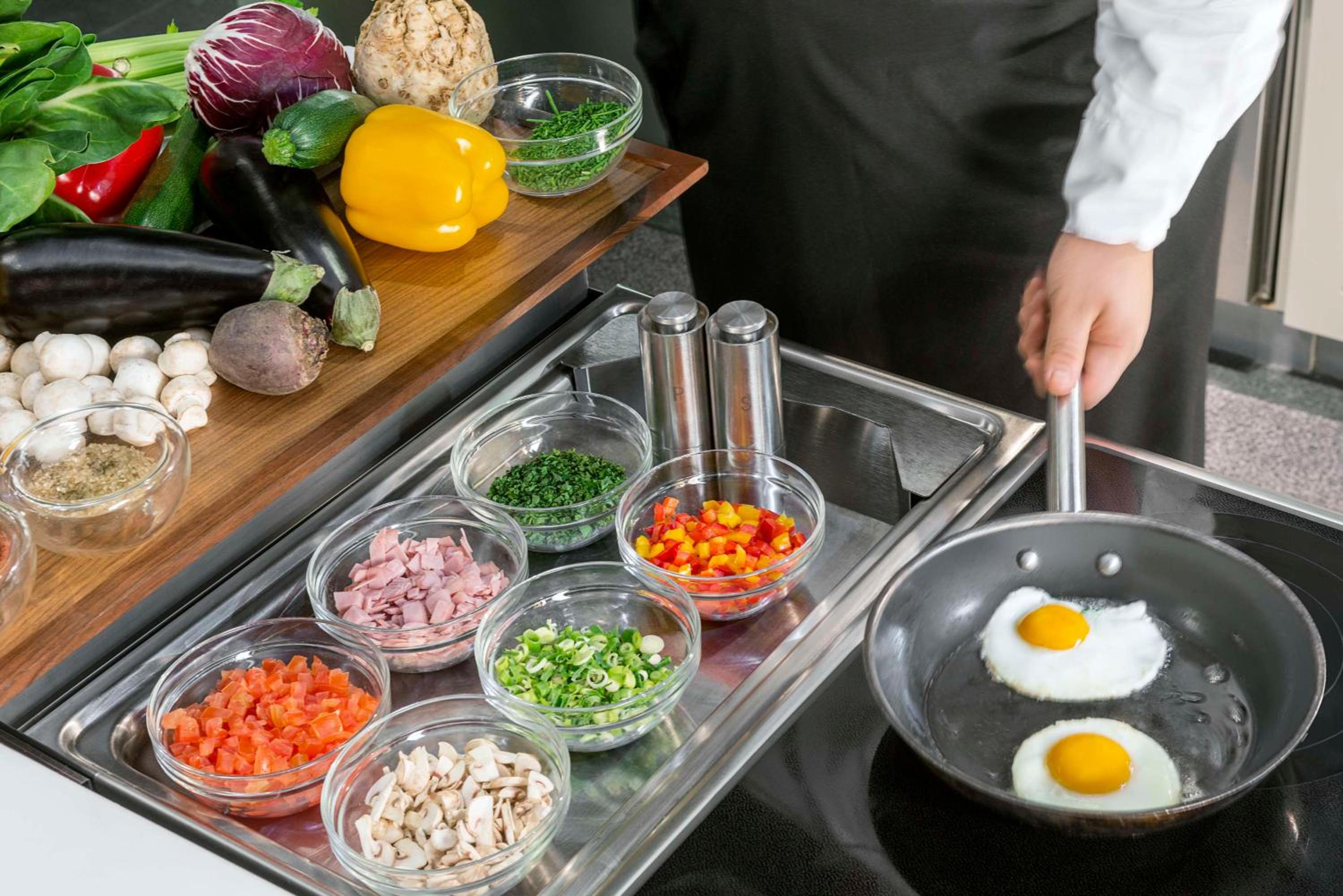 Dresden Vacations - NH Collection Dresden Altmarkt - Property Image 3