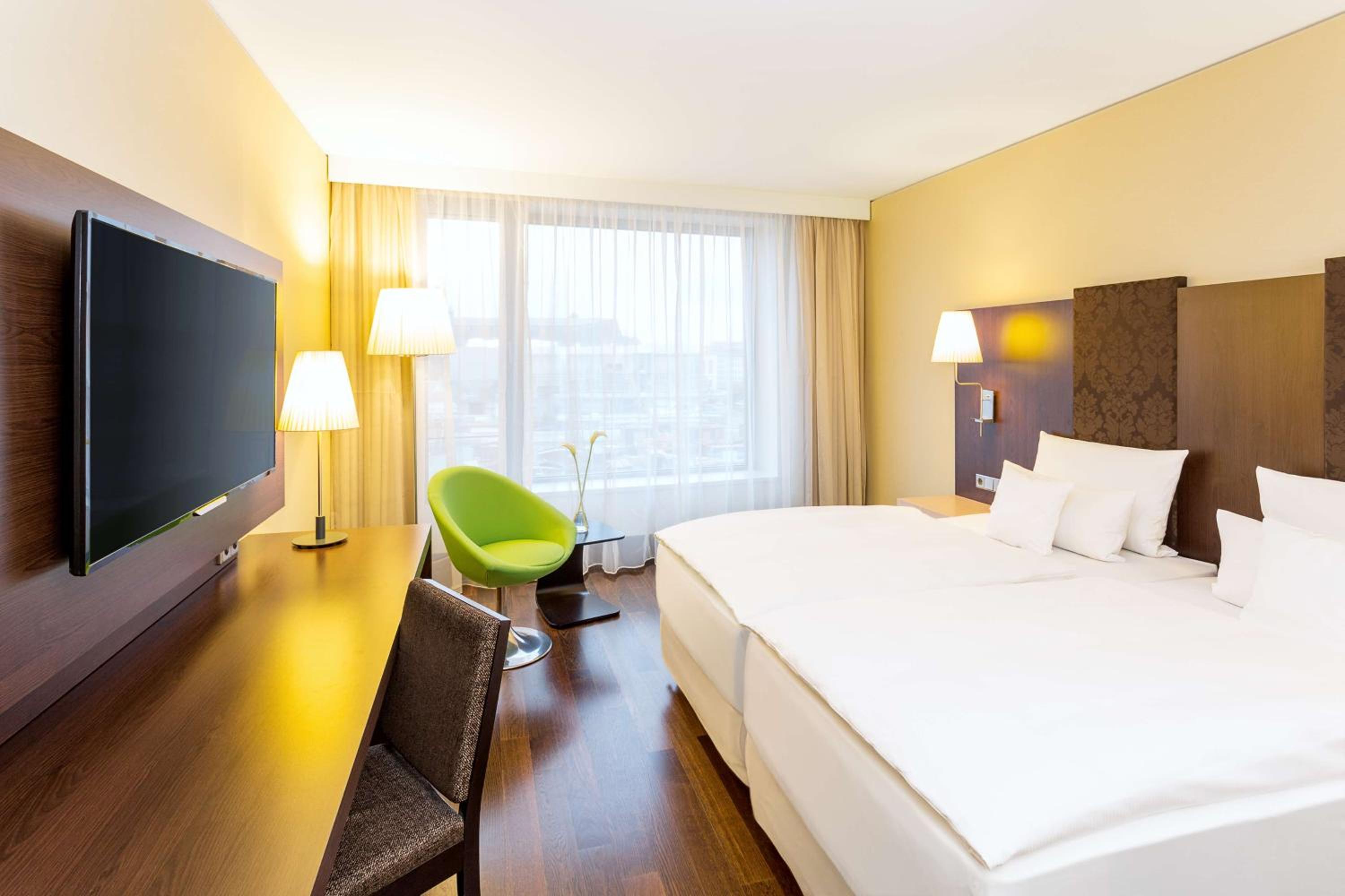 Dresden Vacations - NH Collection Dresden Altmarkt - Property Image 38