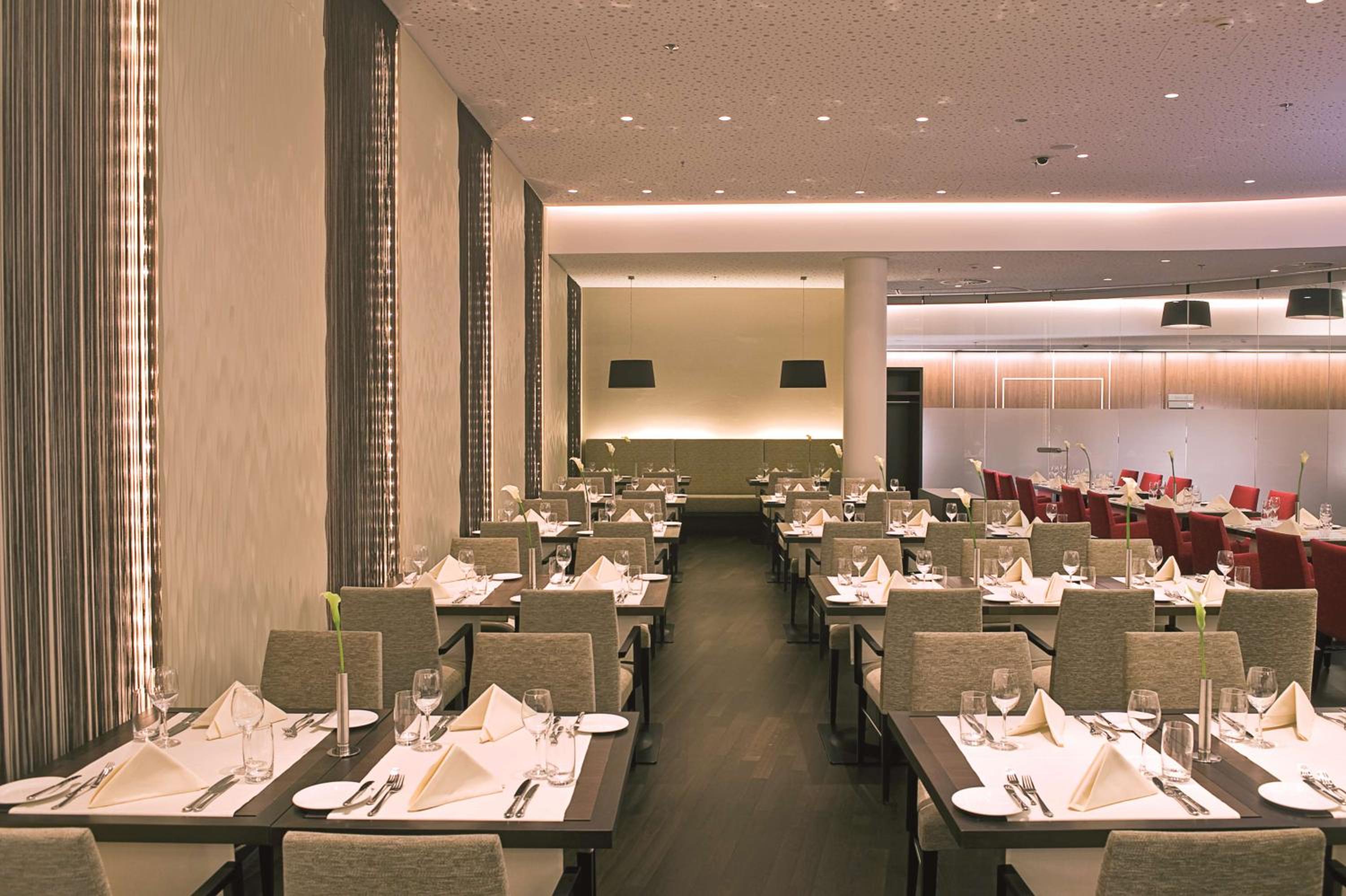 Dresden Vacations - NH Collection Dresden Altmarkt - Property Image 27