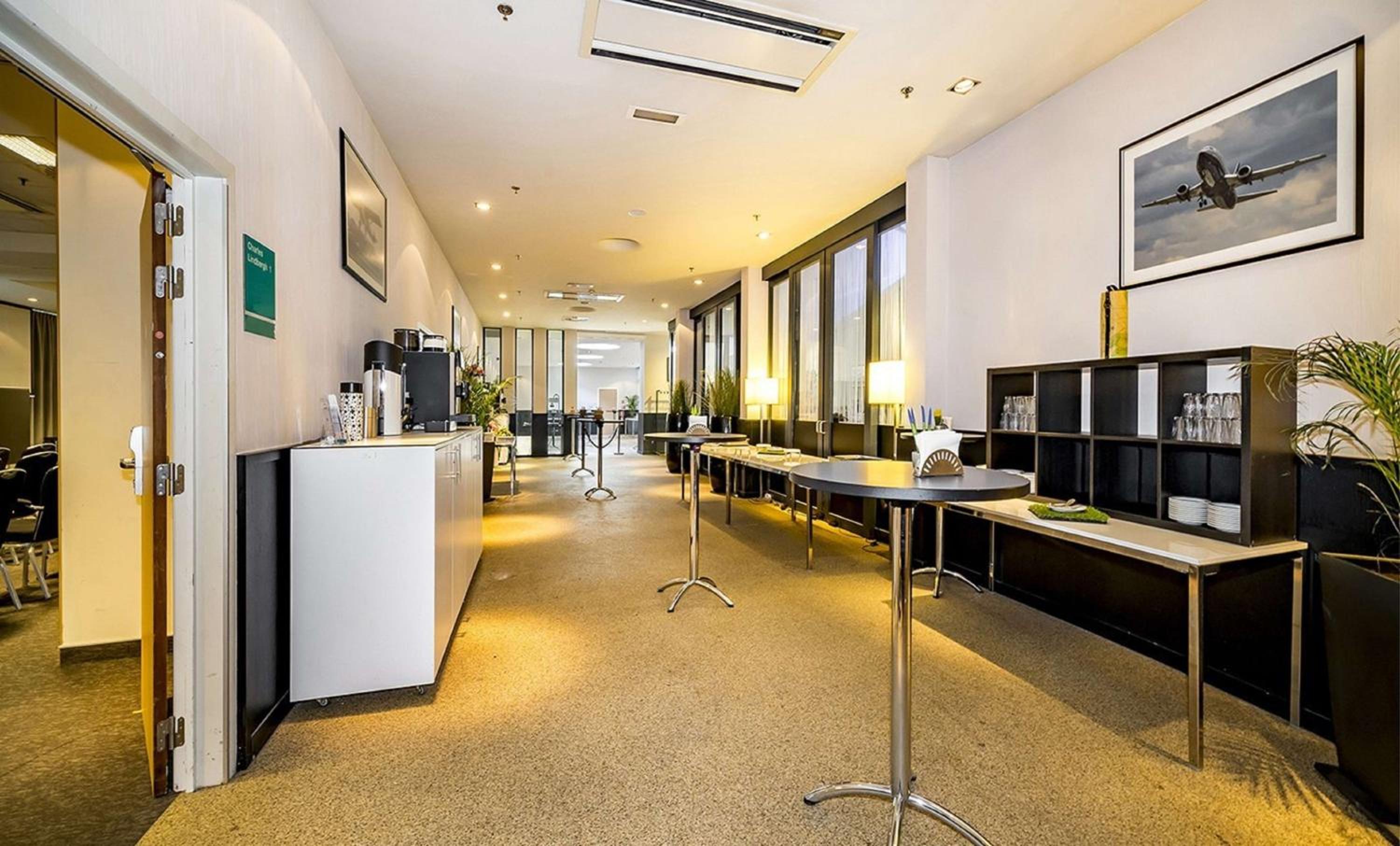 Liege Vacations - Park Inn by Radisson Liege Airport - Property Image 1
