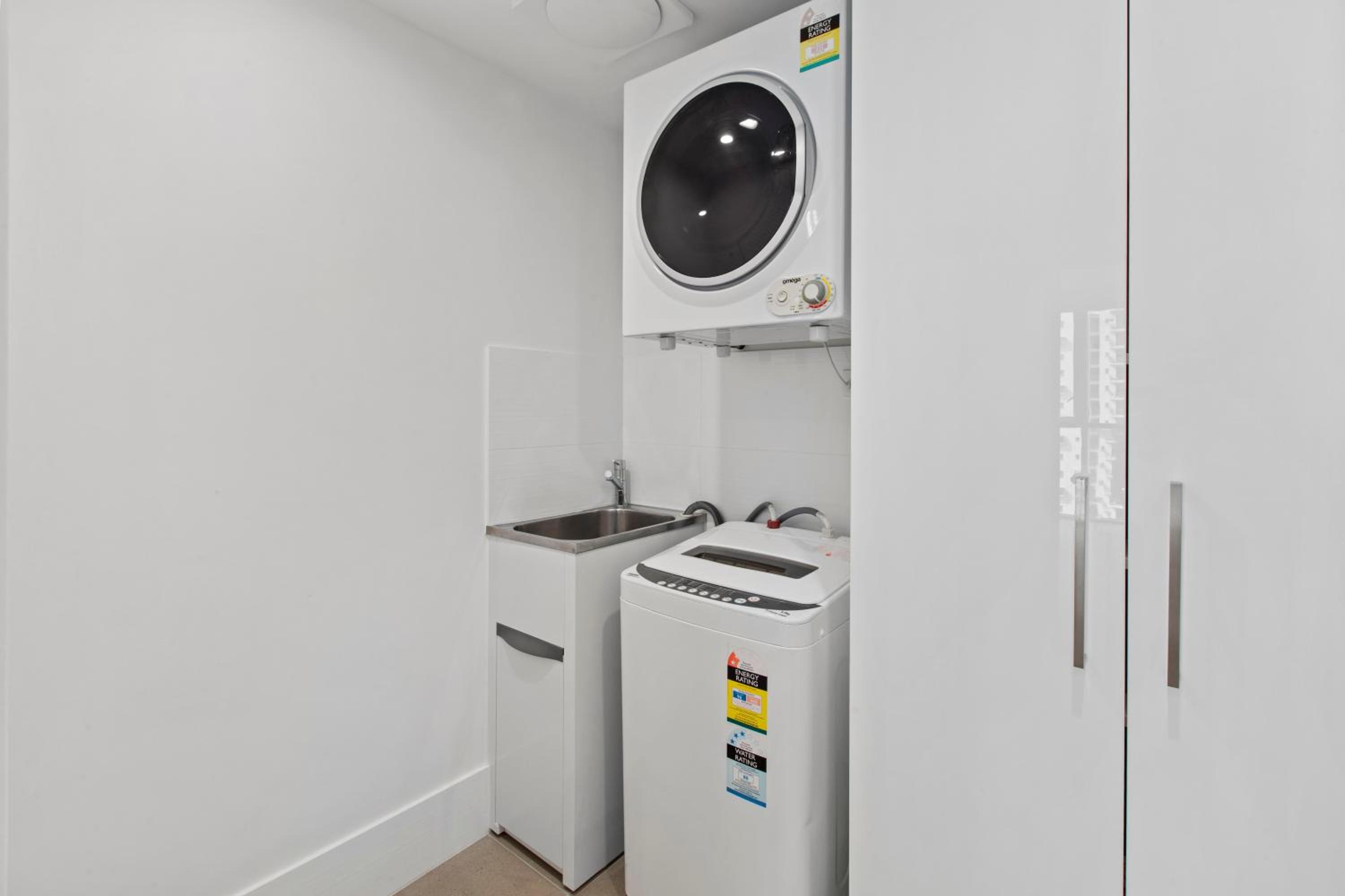 2Bedroom Exec Apt near Suncorp Free Carpark