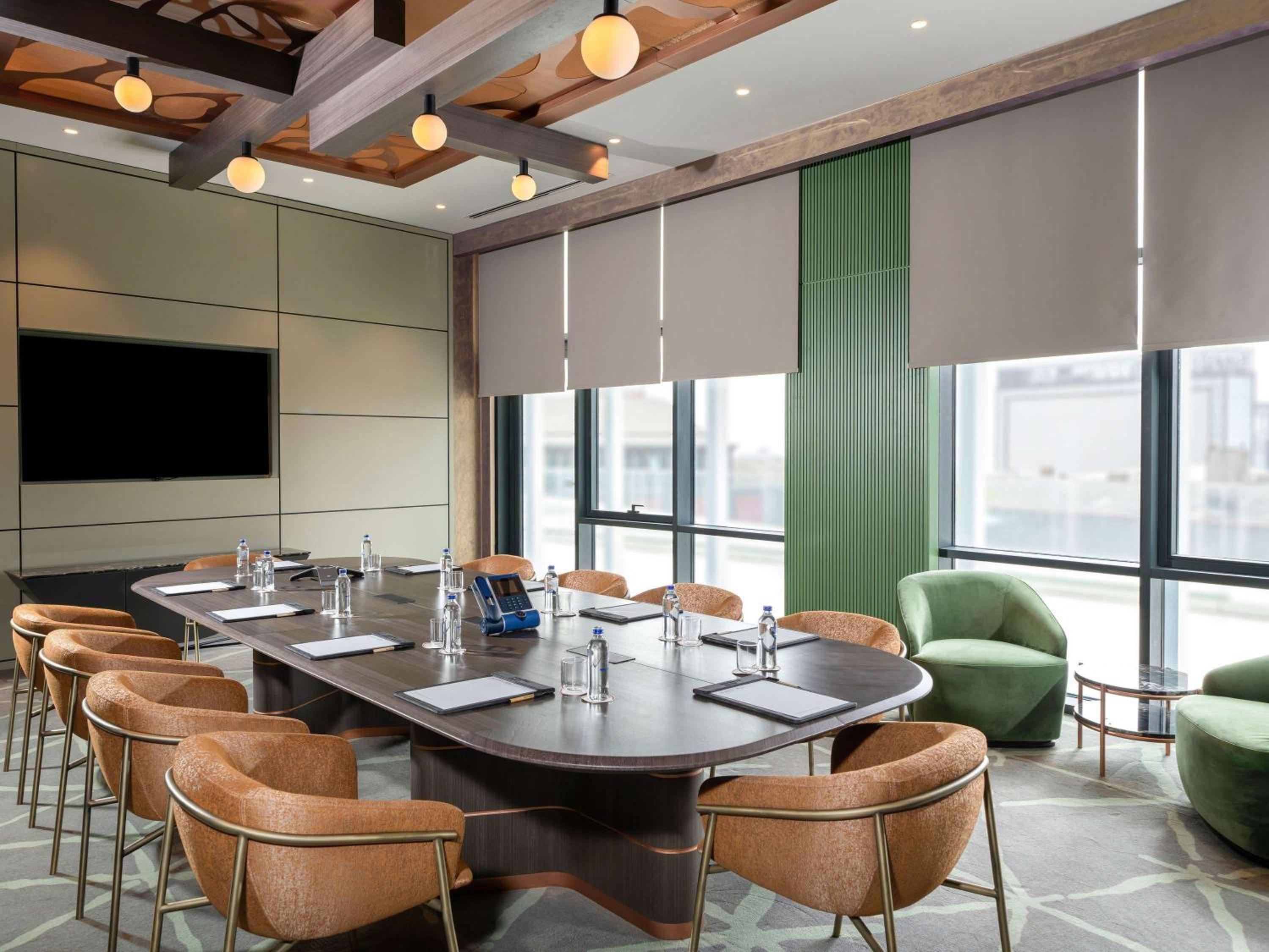 Mövenpick Hotel Istanbul Marmara Sea - Image 6