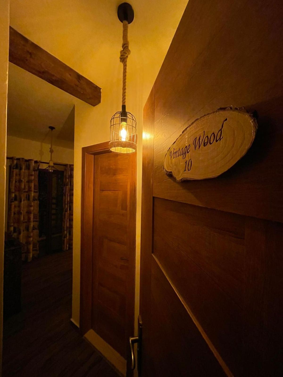 Rokwood faraya