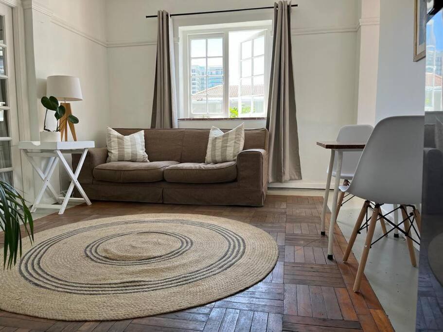 2 bedroom City Centre apartment in Cape Town
