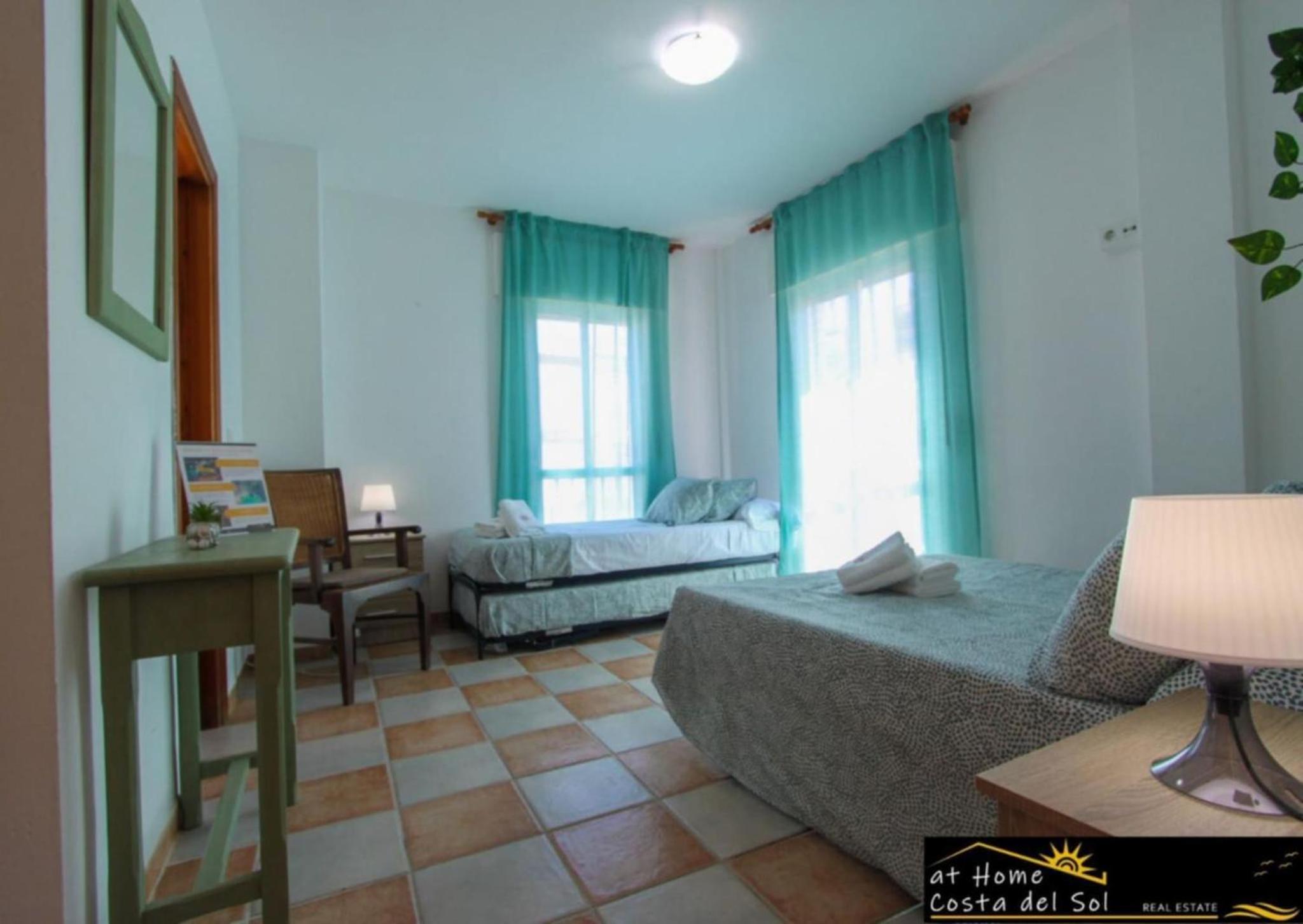 Apartamento en el centro de Nerja by At Home Costa del Sol view 4