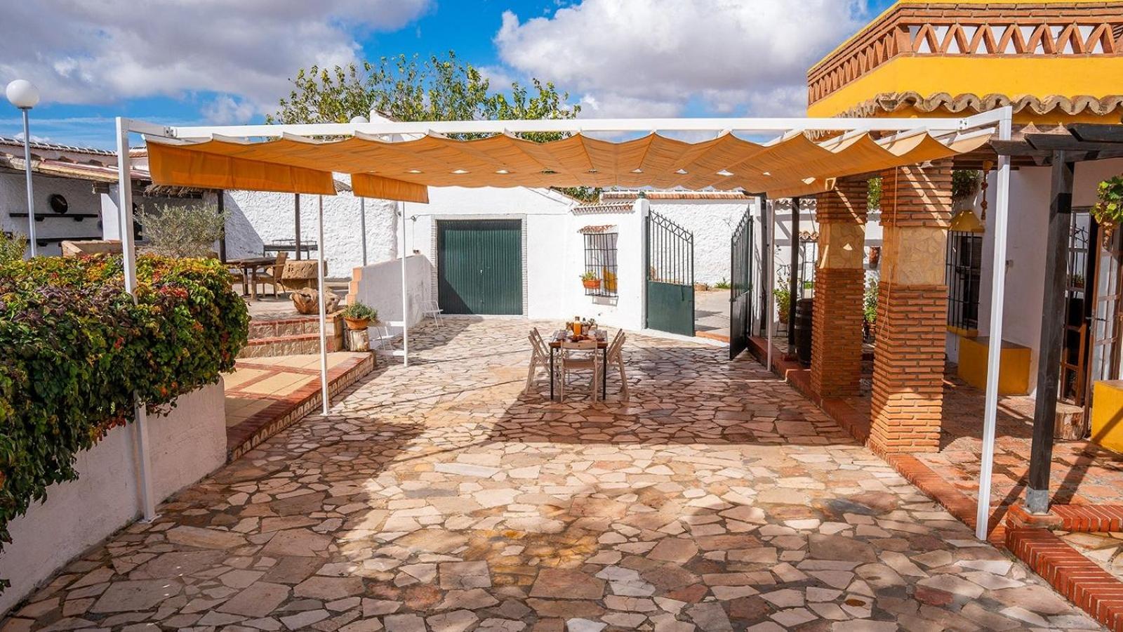 Cortijo del Coco 1 Fuente de Piedra by Ruralidays view 5