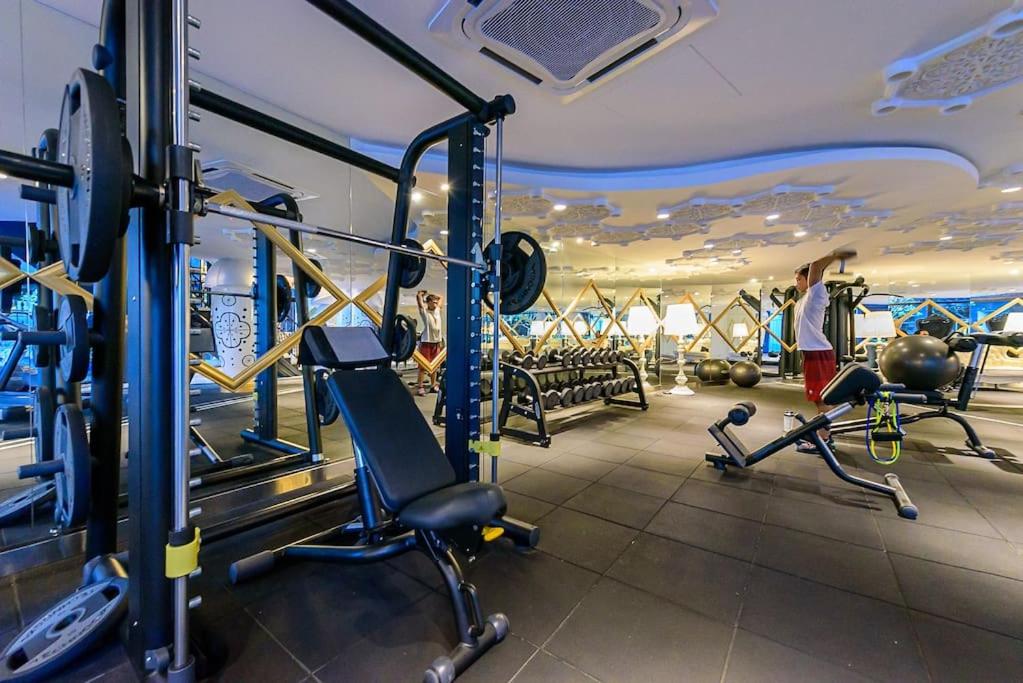 Arte Mont Kiara Elegant Highest Floor Netflix 6pax