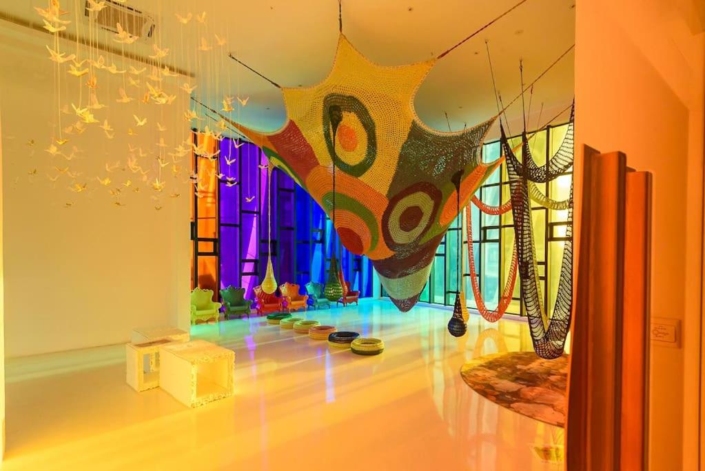Arte Mont Kiara Elegant Highest Floor Netflix 6pax